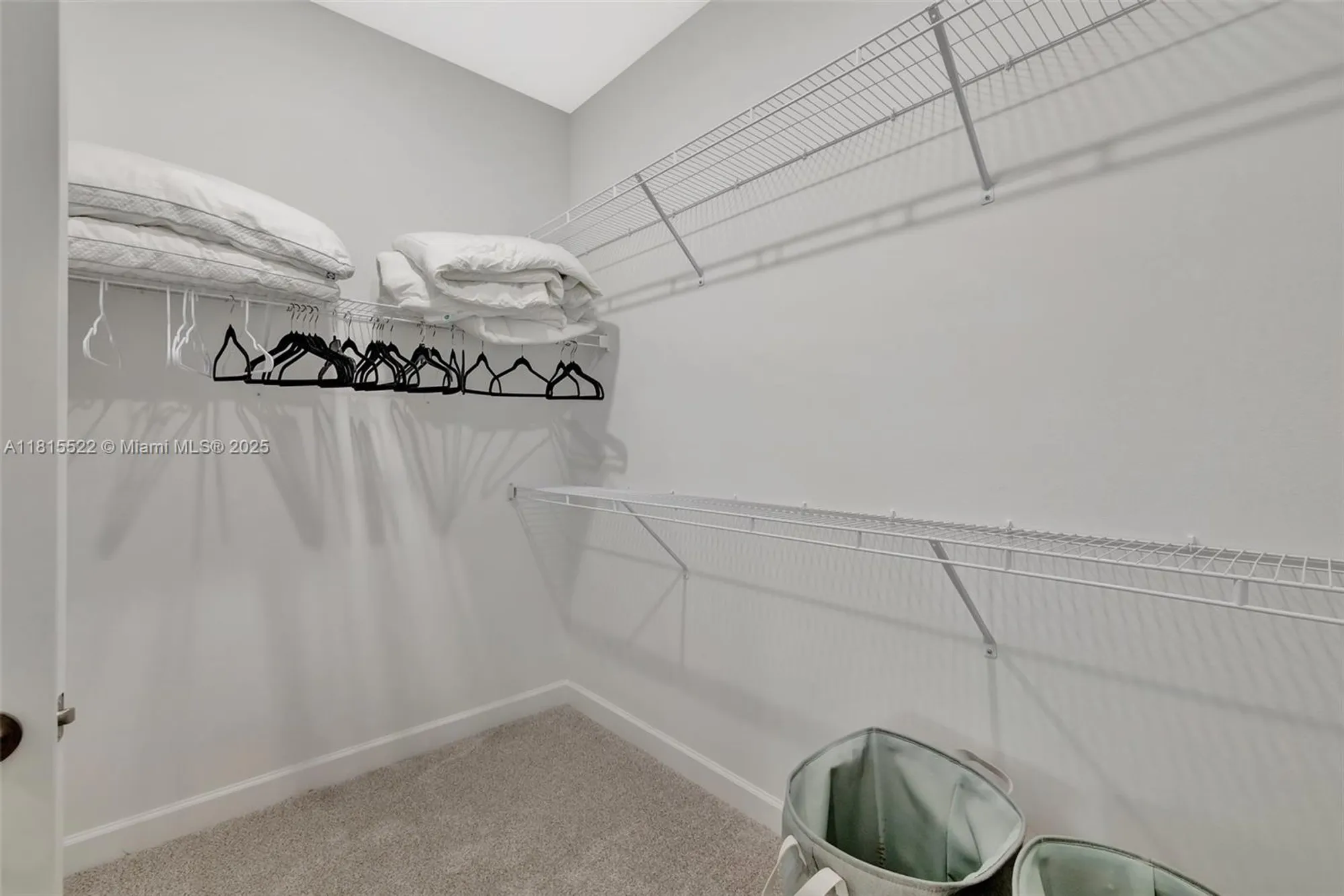 Property Slideshow image 19 of 43 | 9921 sw isabelline dr, Port St Lucie, FL, 34987