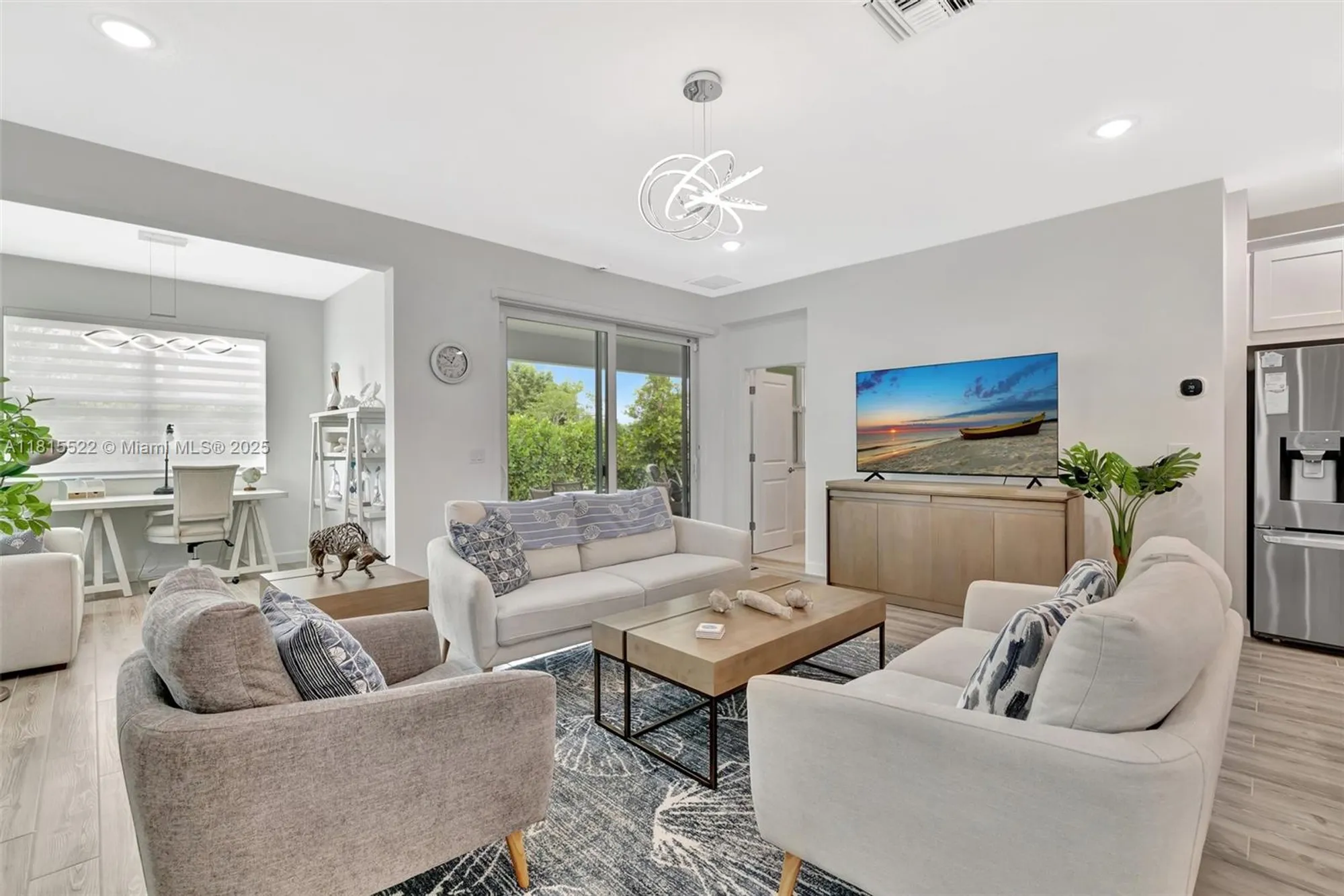 Property Slideshow image 11 of 43 | 9921 sw isabelline dr, Port St Lucie, FL, 34987