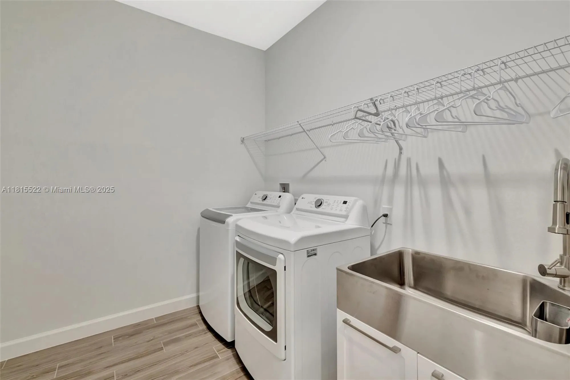 Property Slideshow image 31 of 43 | 9921 sw isabelline dr, Port St Lucie, FL, 34987