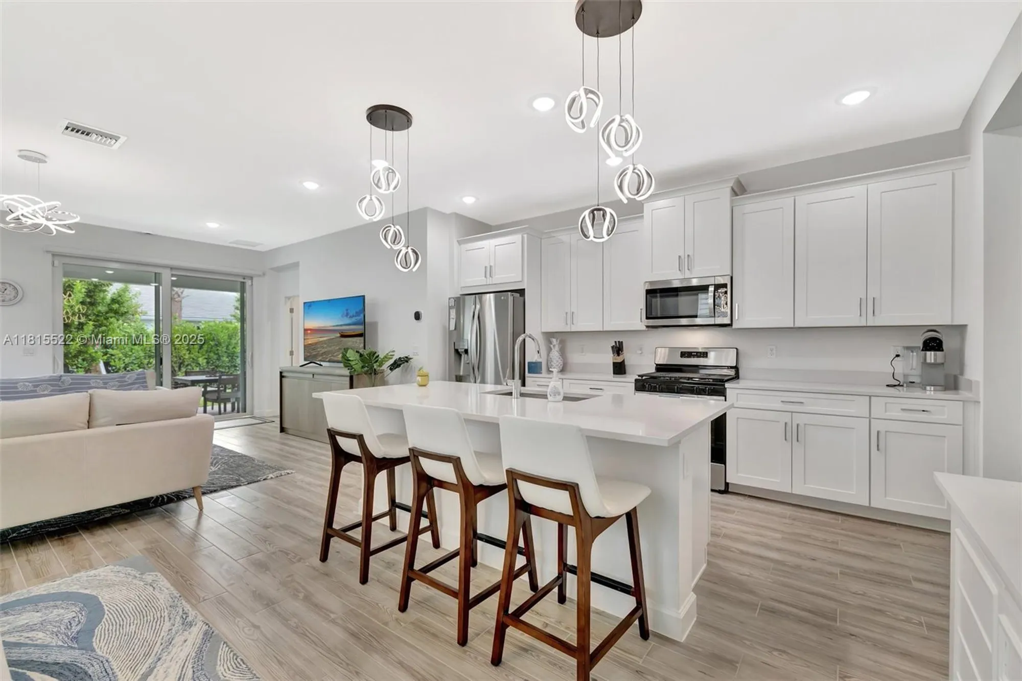 Property Slideshow image 4 of 43 | 9921 sw isabelline dr, Port St Lucie, FL, 34987