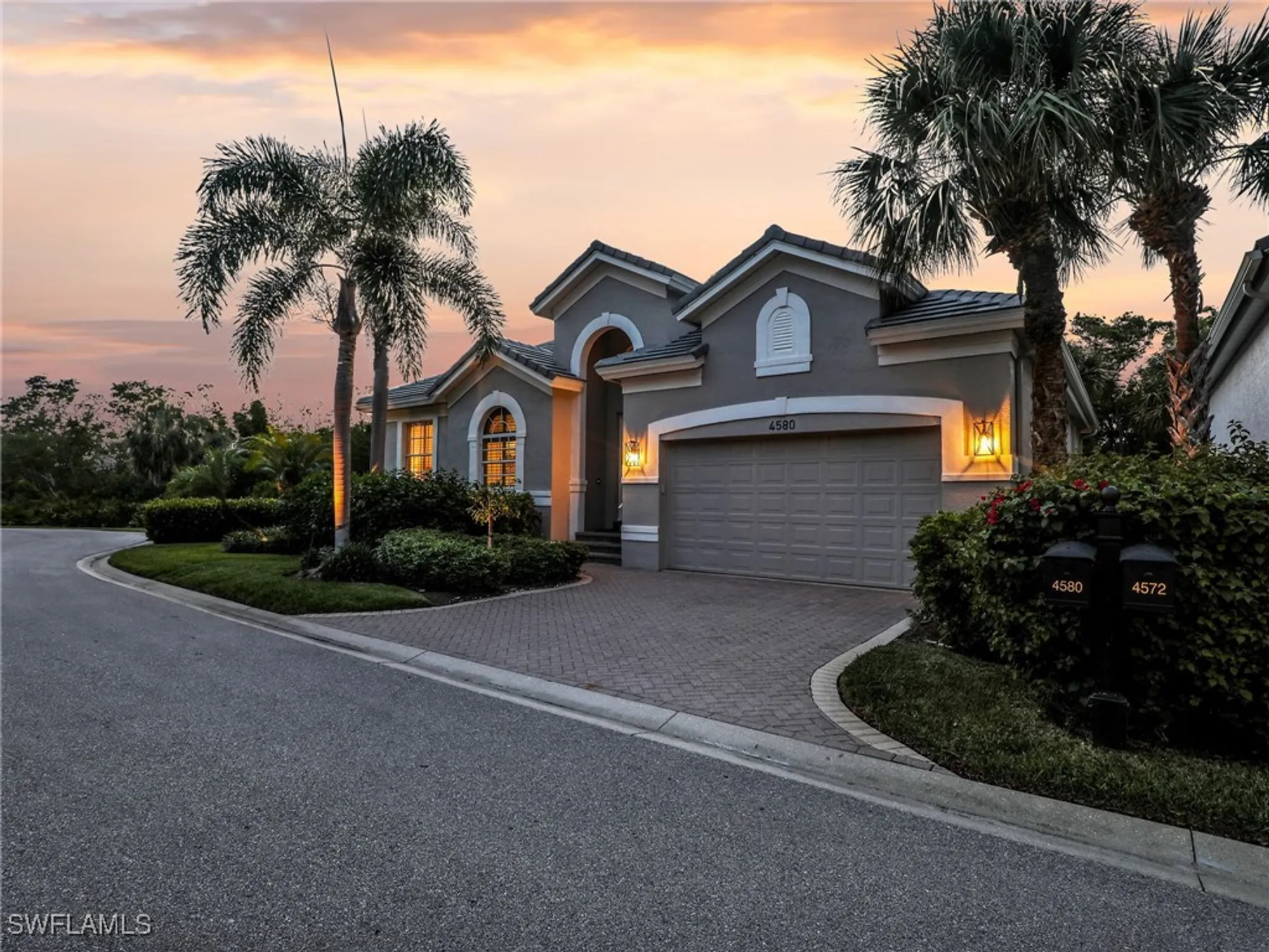 Property Slideshow image 4 of 46 | 4580 shell ridge ct, Bonita Springs, FL, 34134