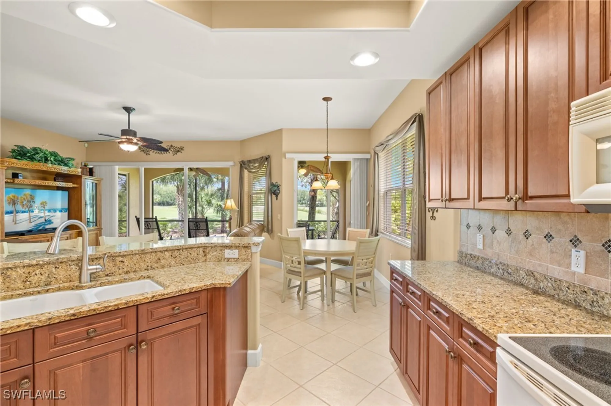 Property Slideshow image 13 of 36 | 9356 aviano dr 102, Fort Myers, FL, 33913
