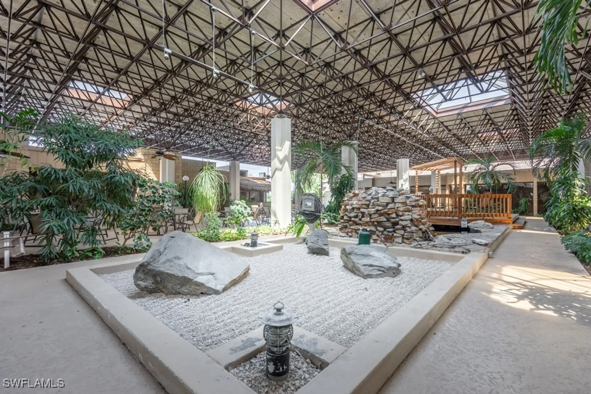 Property Slideshow image 34 of 42 | 1624 pine valley dr 314, Fort Myers, FL, 33907