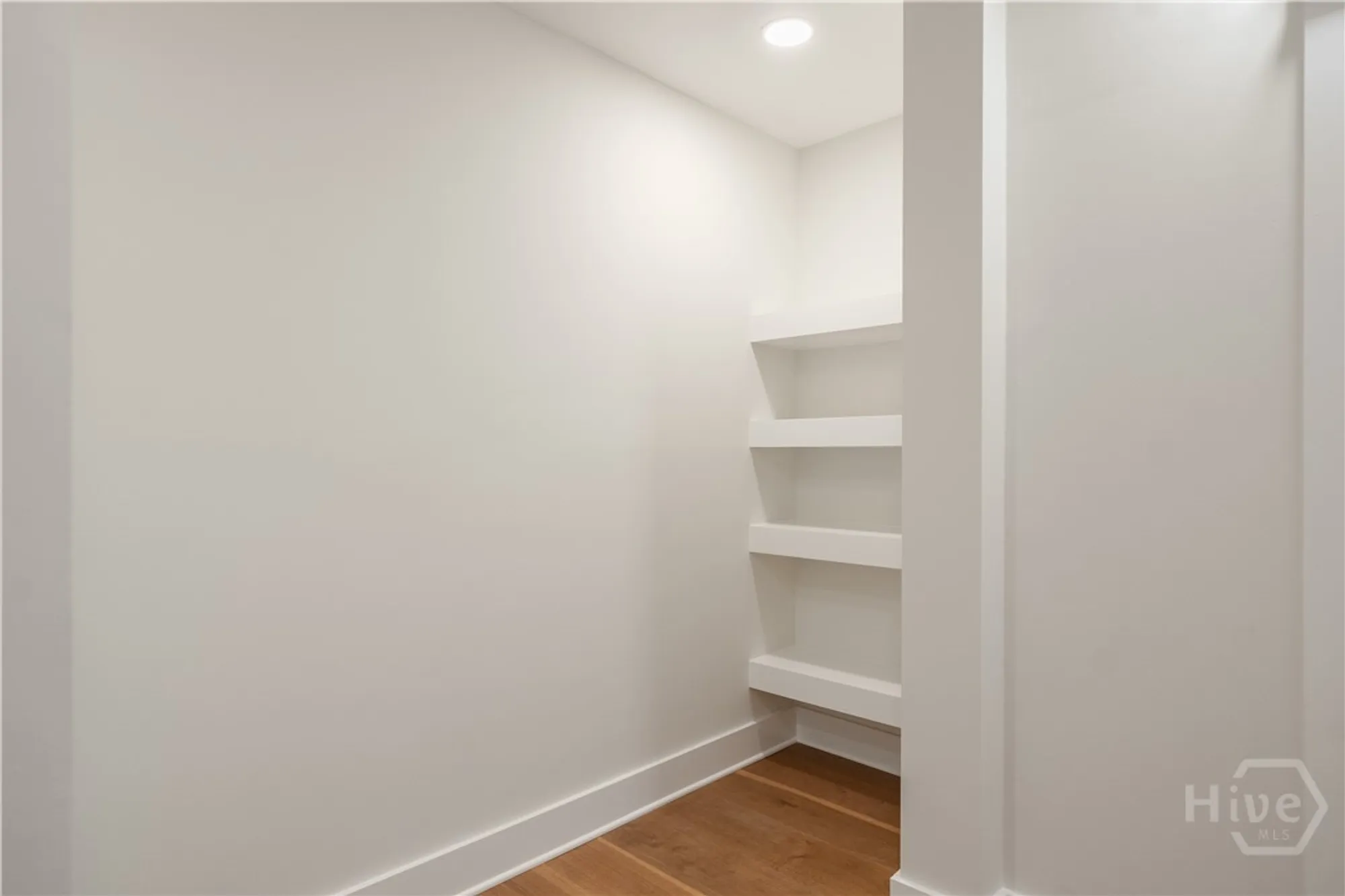 Property Slideshow image 29 of 36 | 6 schroeder ct, Savannah, GA, 31411