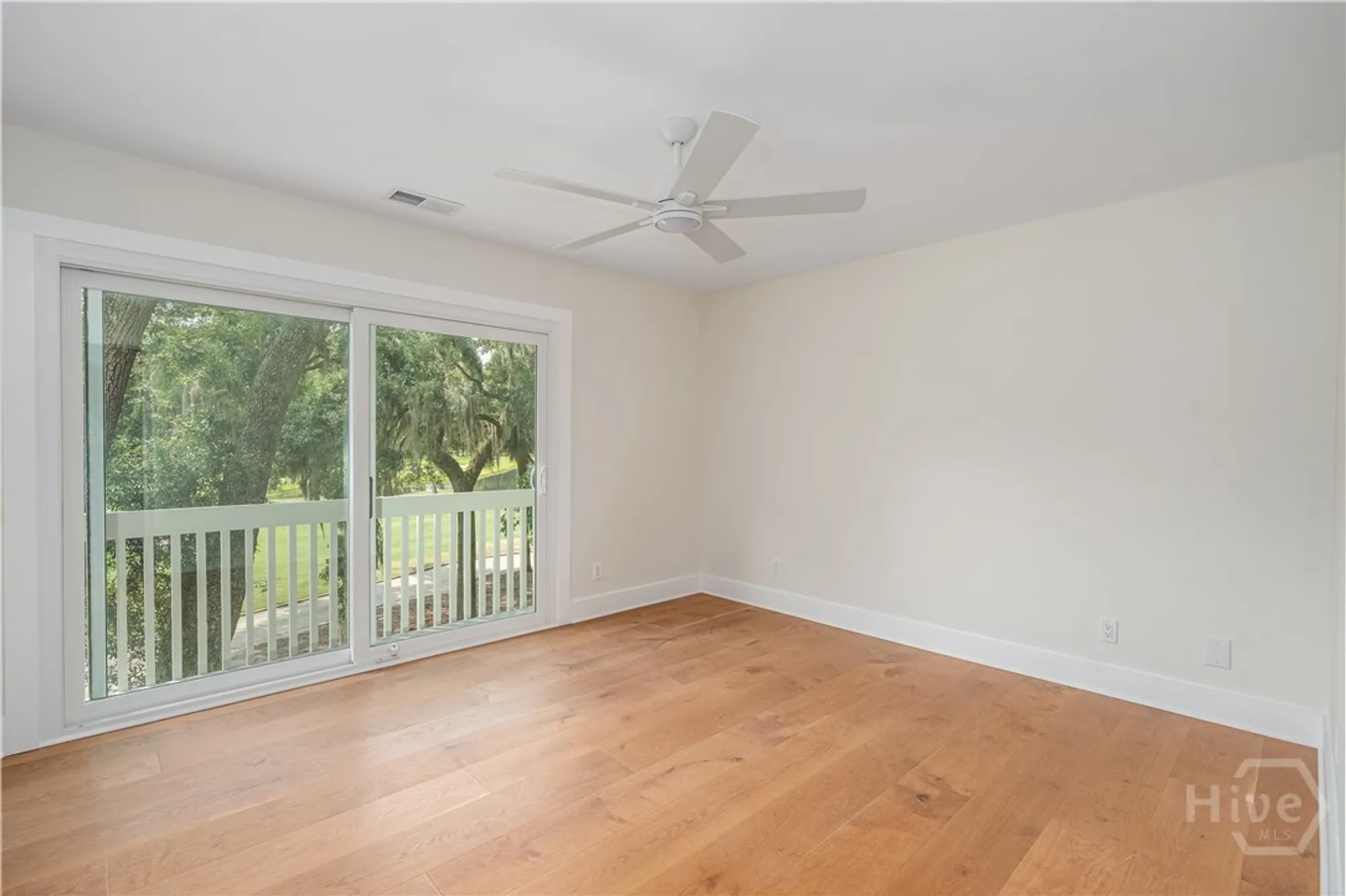 Property Slideshow image 23 of 36 | 6 schroeder ct, Savannah, GA, 31411