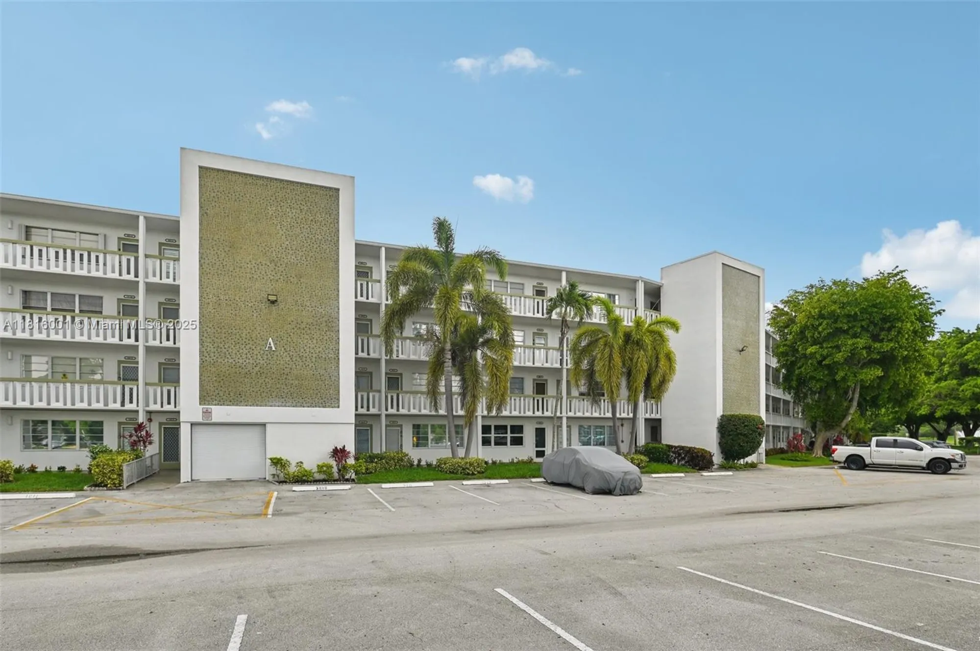 Property Slideshow image 2 of 23 | 4007 durham a # 4007, Deerfield Beach, FL, 33442