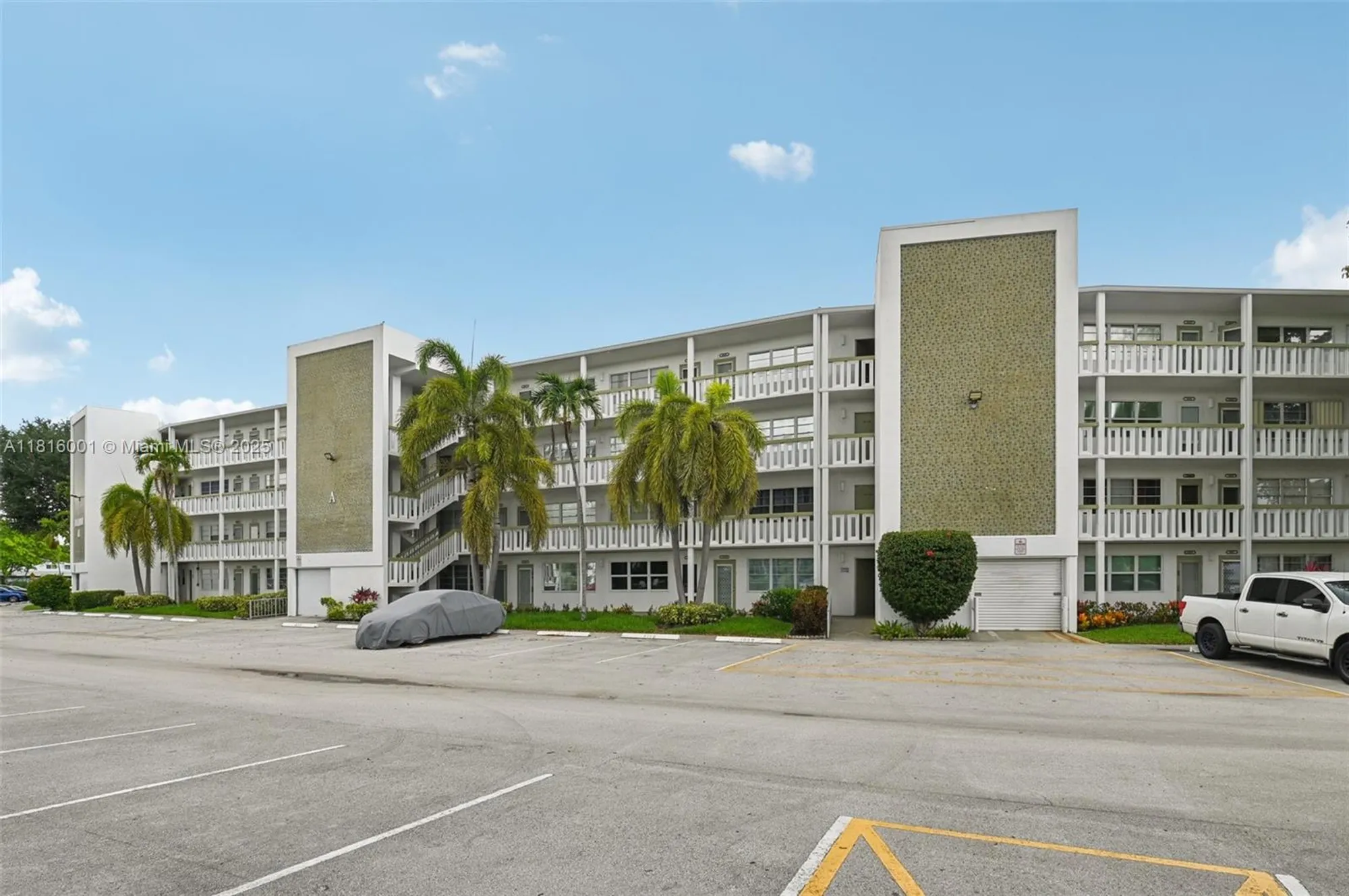 Property Slideshow image 3 of 23 | 4007 durham a # 4007, Deerfield Beach, FL, 33442