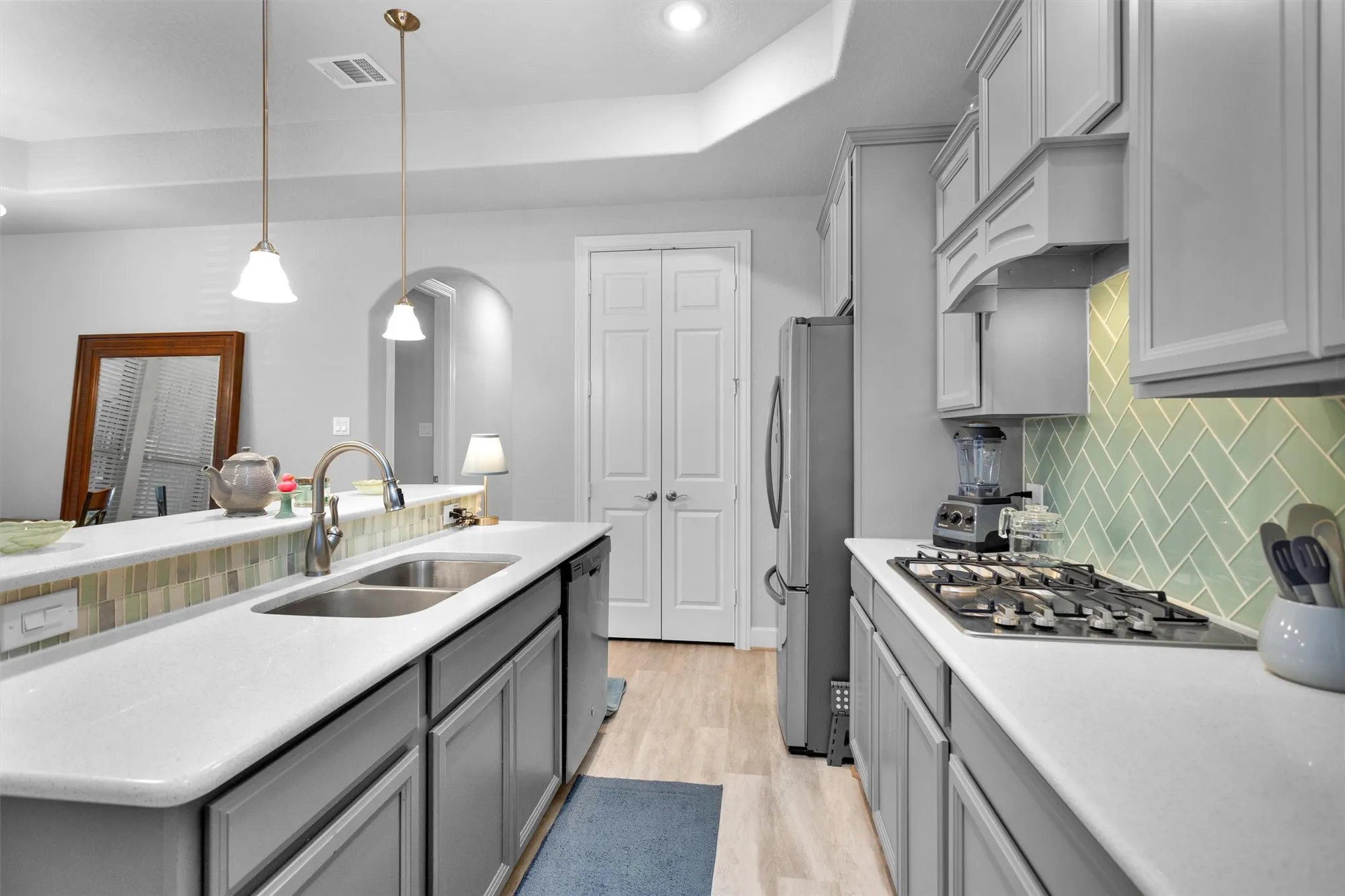 Property Slideshow image 11 of 43 | 5746 lakeside villas ct, Conroe, TX, 77304