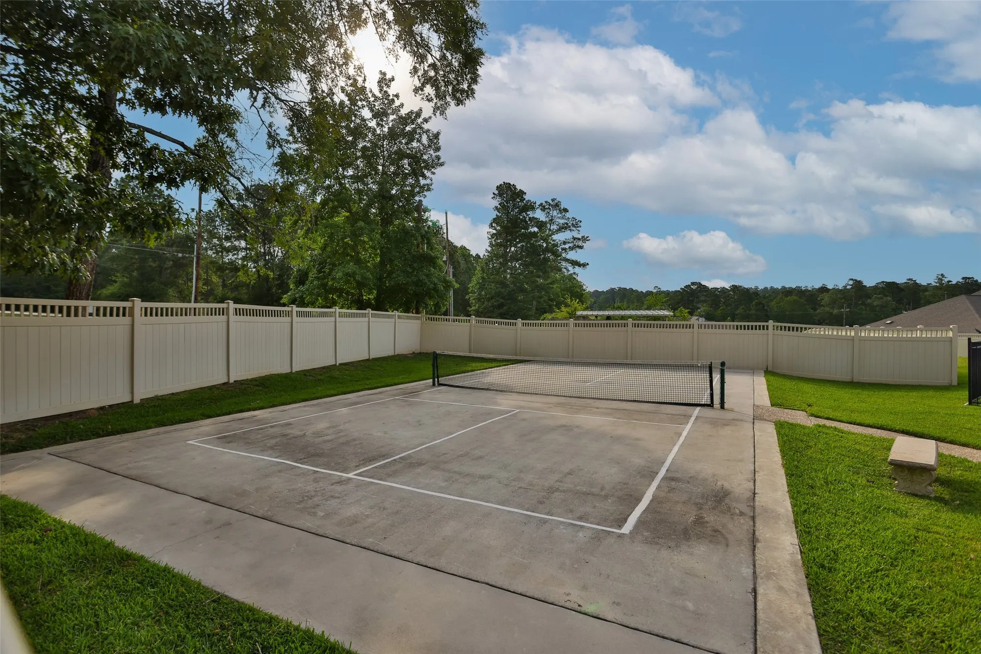 Property Slideshow image 38 of 43 | 5746 lakeside villas ct, Conroe, TX, 77304