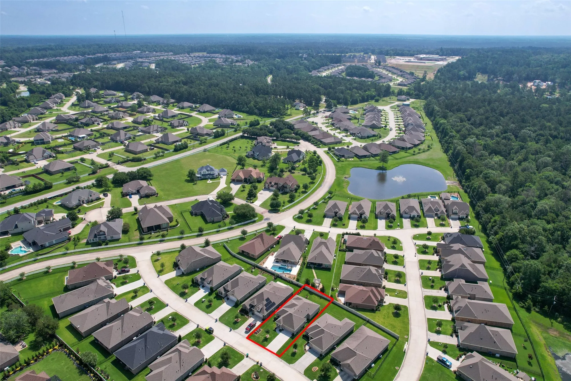 Property Slideshow image 40 of 43 | 5746 lakeside villas ct, Conroe, TX, 77304