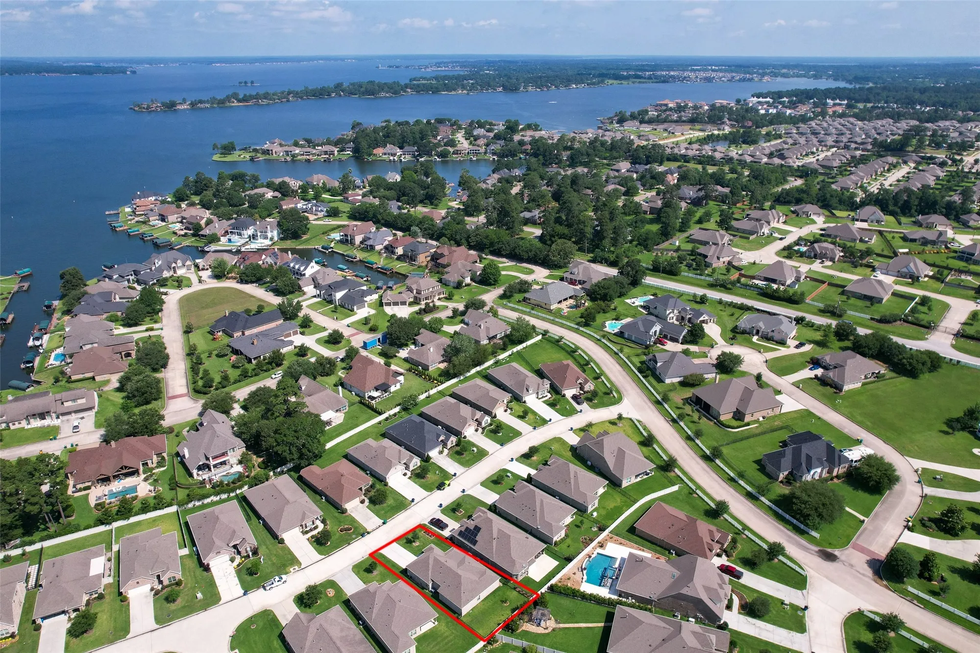 Property Slideshow image 41 of 43 | 5746 lakeside villas ct, Conroe, TX, 77304