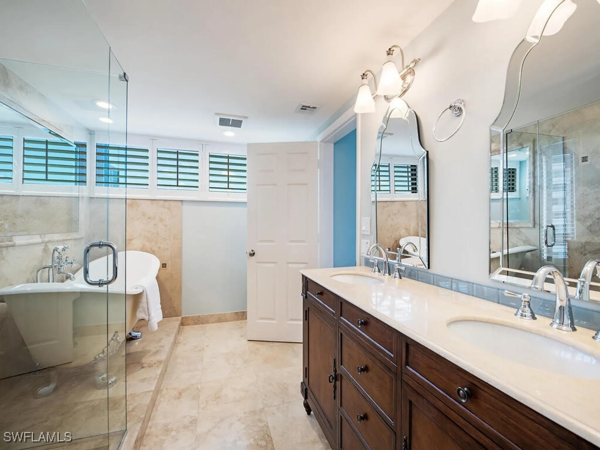 Property Slideshow image 9 of 12 | 6075 pelican bay blvd apt 705, Naples, FL, 34108