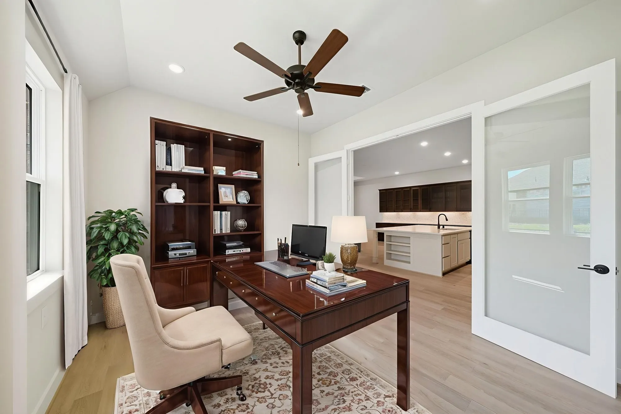 Property Slideshow image 11 of 50 | 10041 larkin cv, Willis, TX, 77318