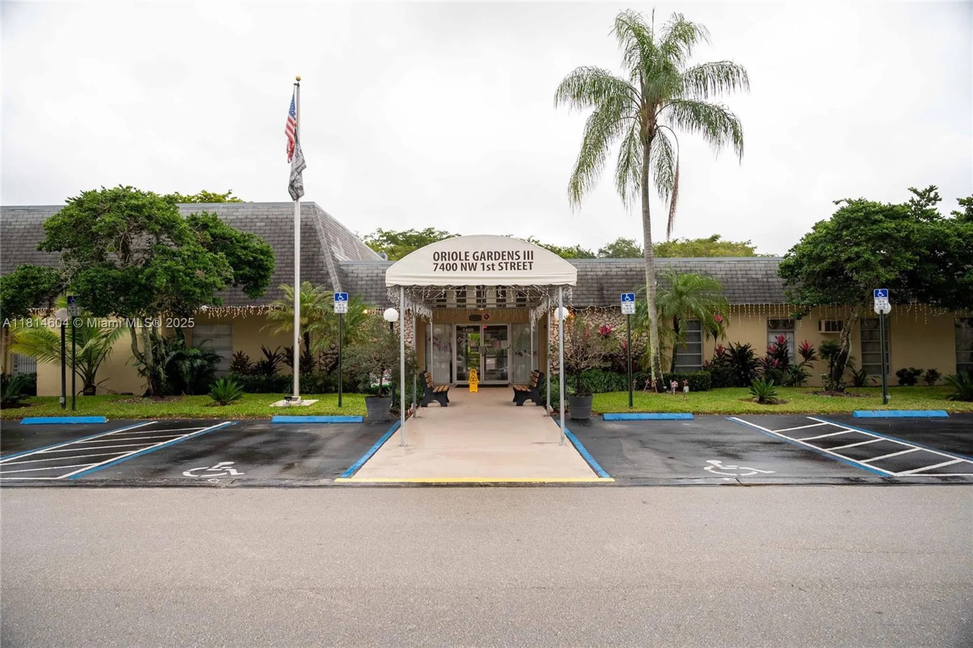 Property Slideshow image 14 of 15 | 251 nw 76th ave 208, Margate, FL, 33063