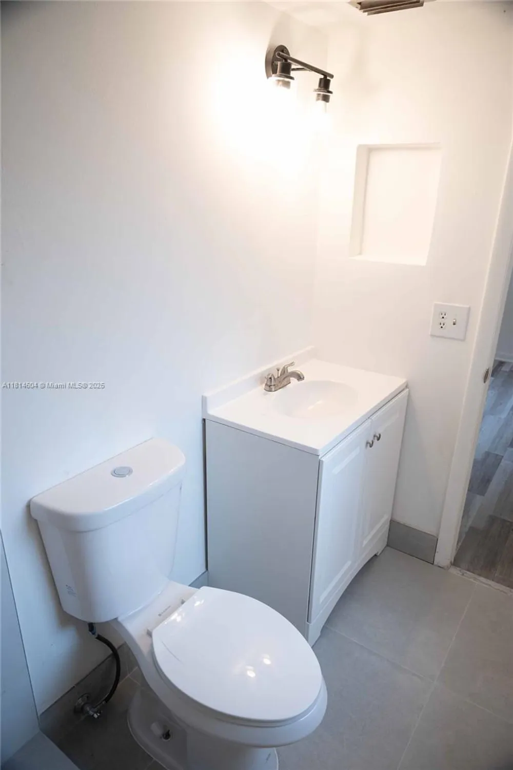 Property Slideshow image 10 of 15 | 251 nw 76th ave 208, Margate, FL, 33063