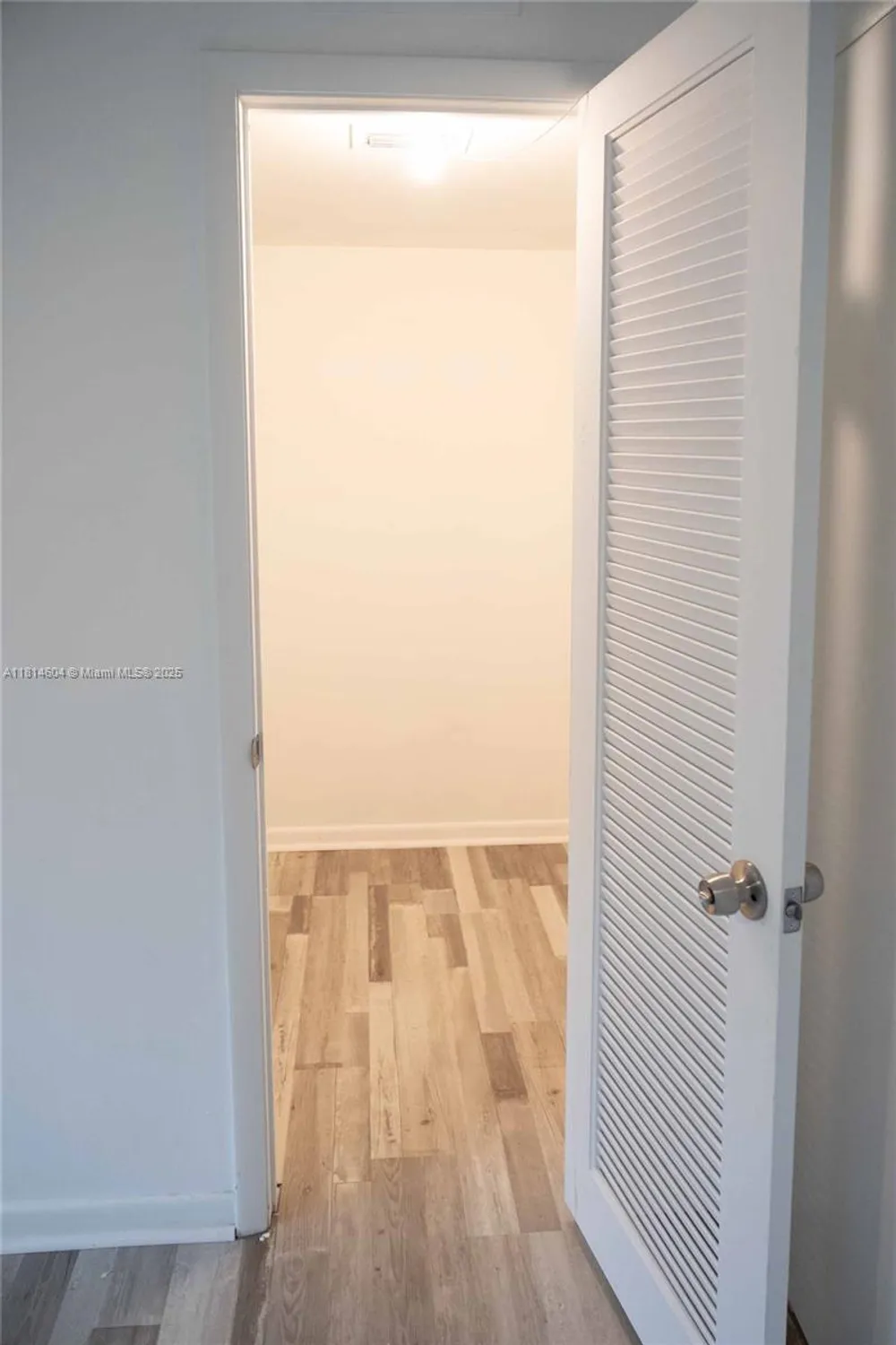 Property Slideshow image 9 of 15 | 251 nw 76th ave 208, Margate, FL, 33063