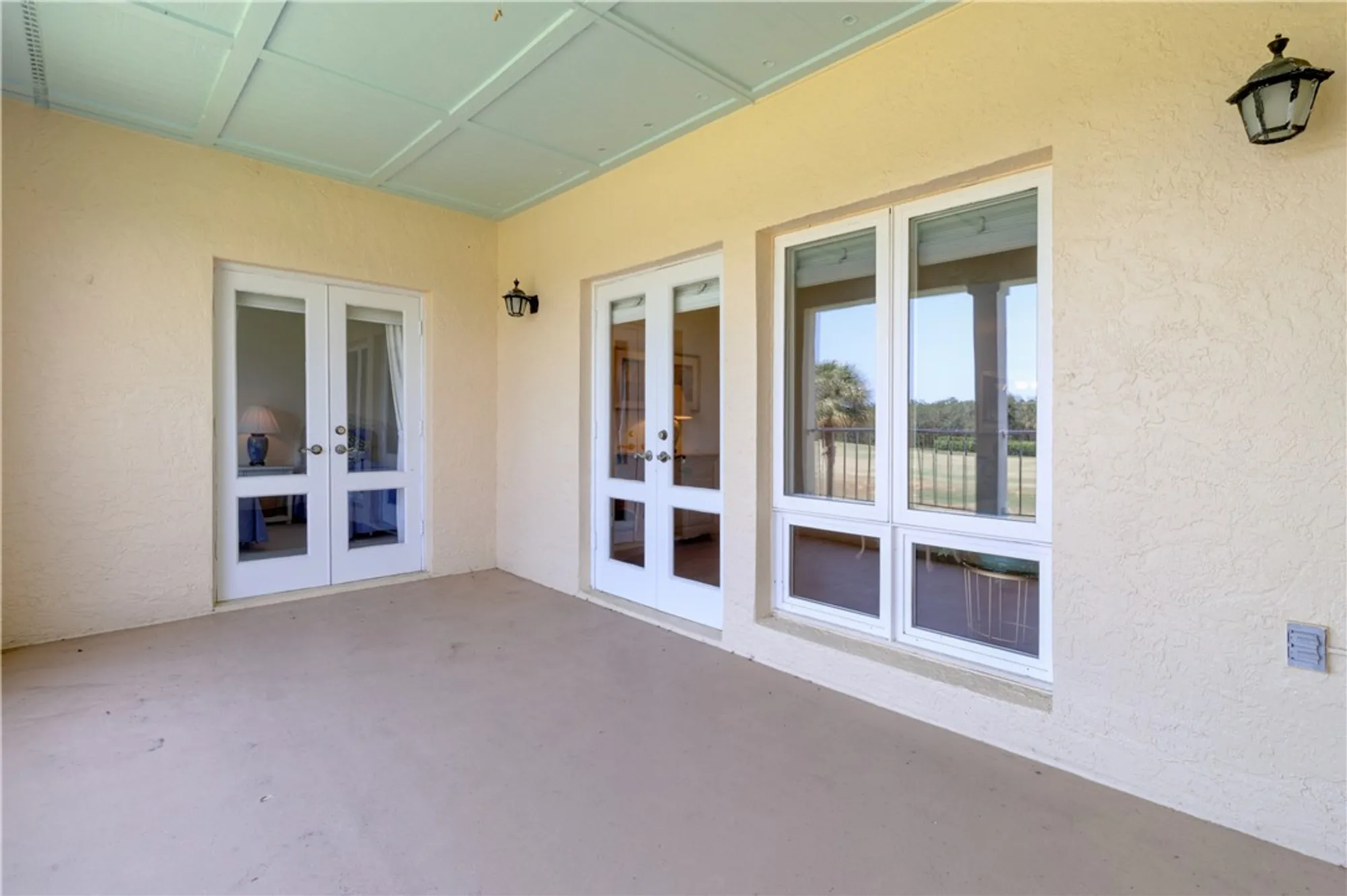 Property Slideshow image 28 of 36 | 5030 harmony cir apt 204, Vero Beach, FL, 32967