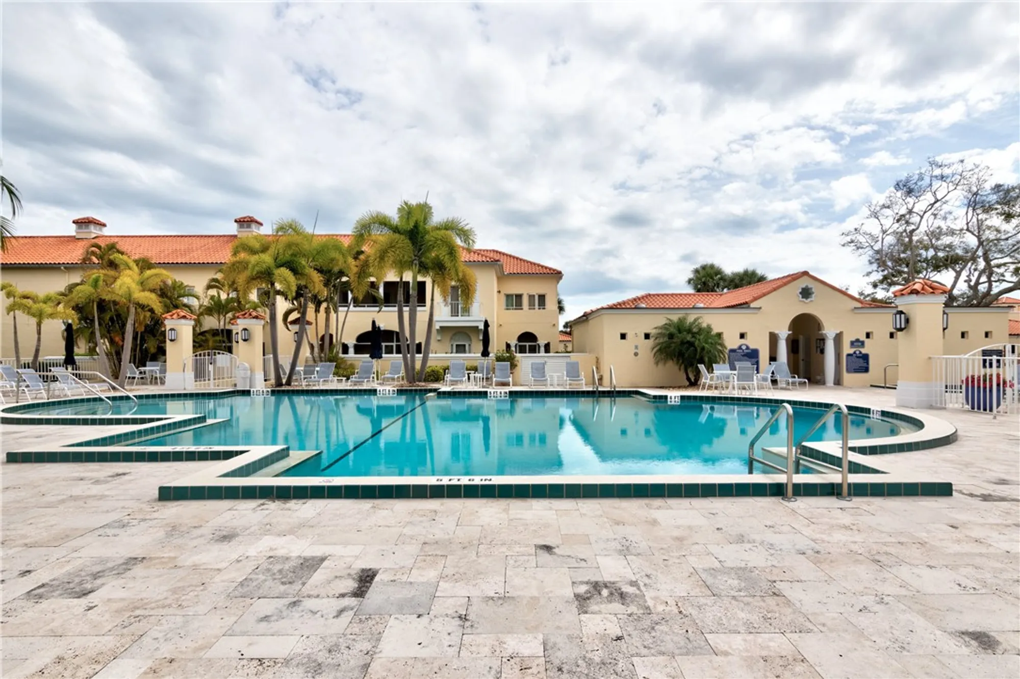 Property Slideshow image 31 of 36 | 5030 harmony cir apt 204, Vero Beach, FL, 32967