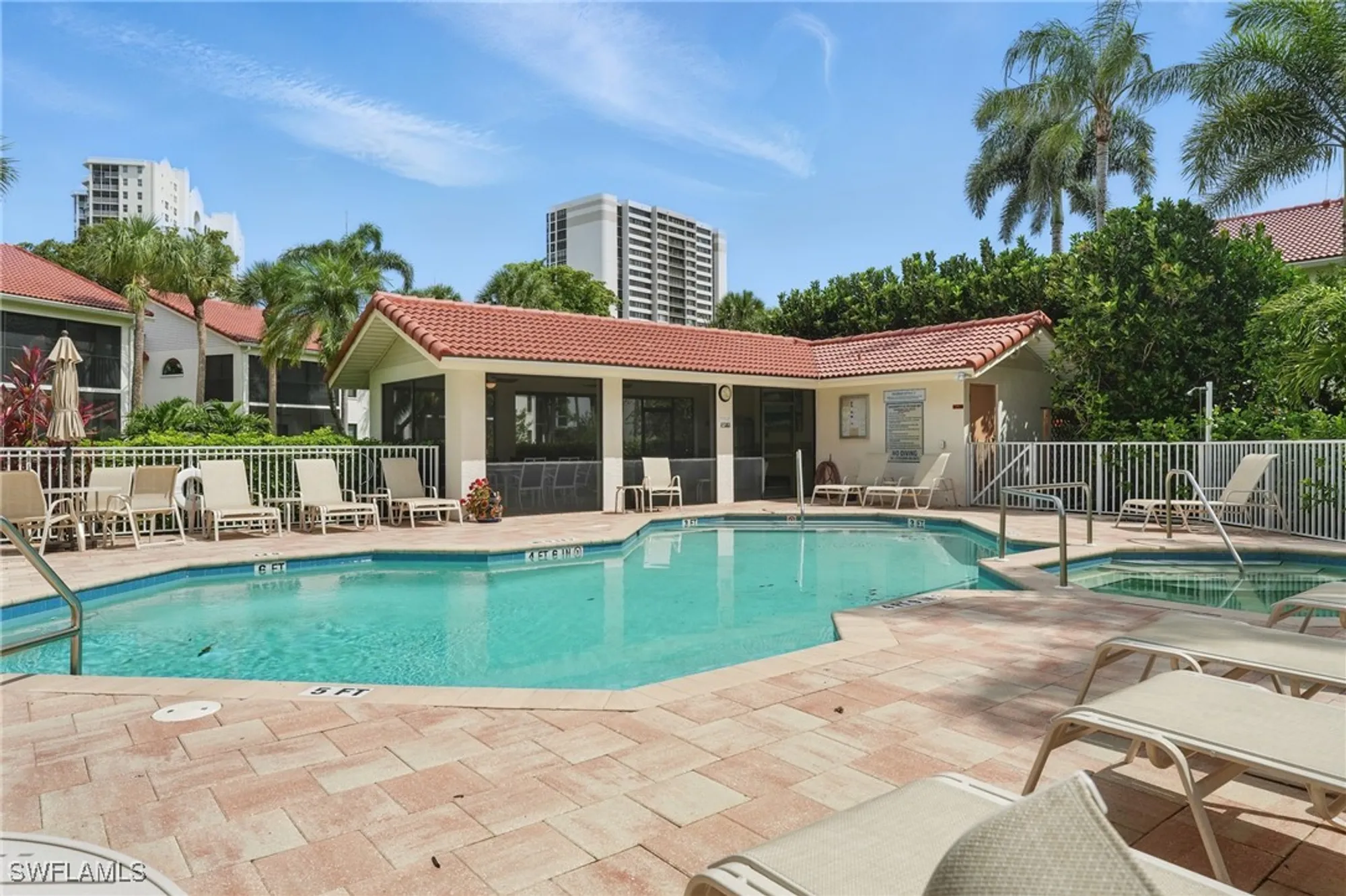 Property Slideshow image 18 of 22 | 547 serendipity dr, Naples, FL, 34108