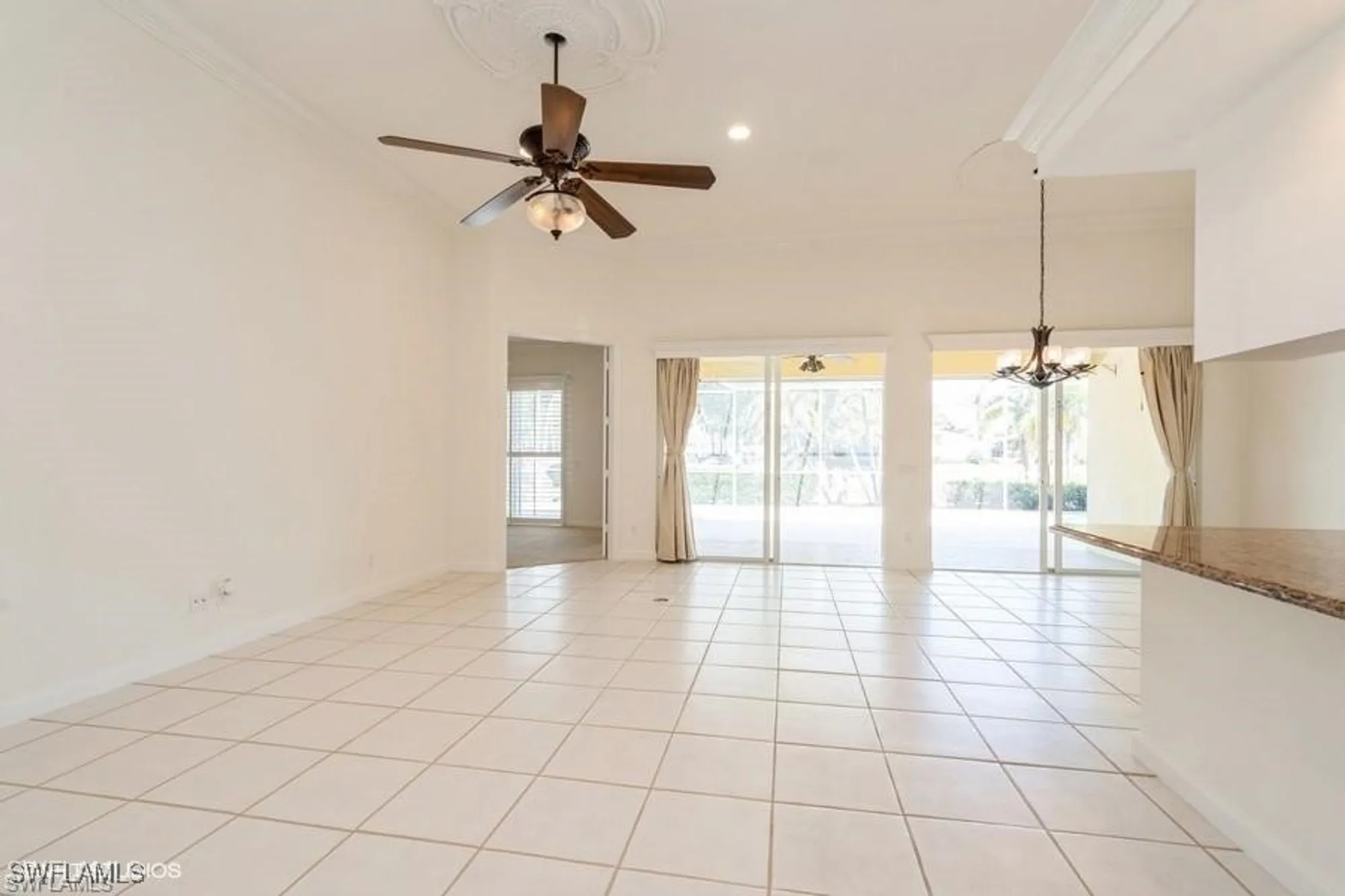 Property Slideshow image 3 of 16 | 4008 upolo ln, Naples, FL, 34119