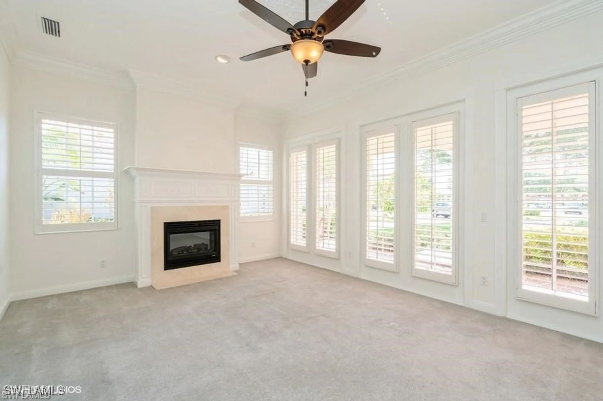 Property Slideshow image 4 of 16 | 4008 upolo ln, Naples, FL, 34119