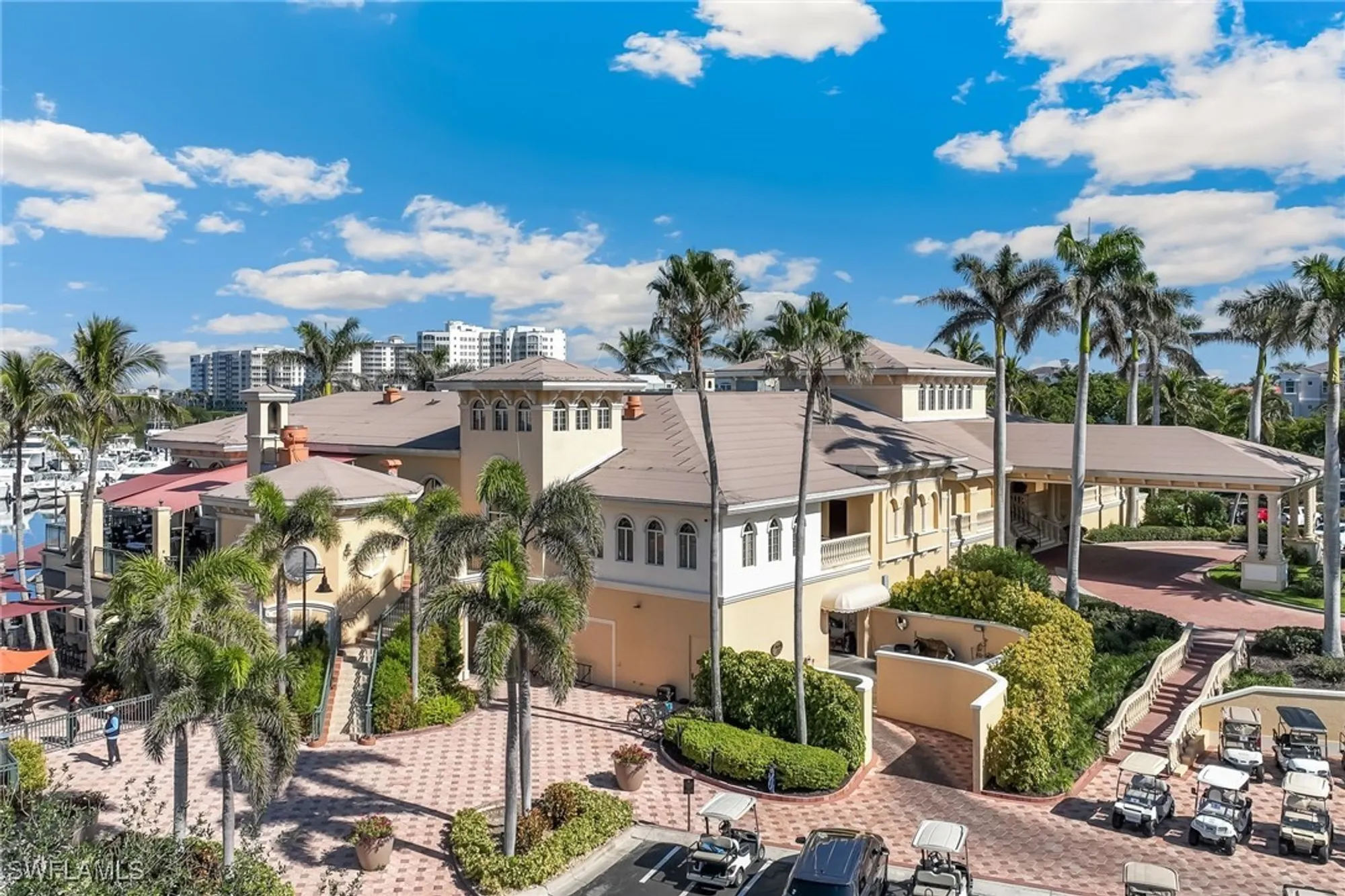 Property Slideshow image 32 of 48 | 11600 court of palms 201, Fort Myers, FL, 33908