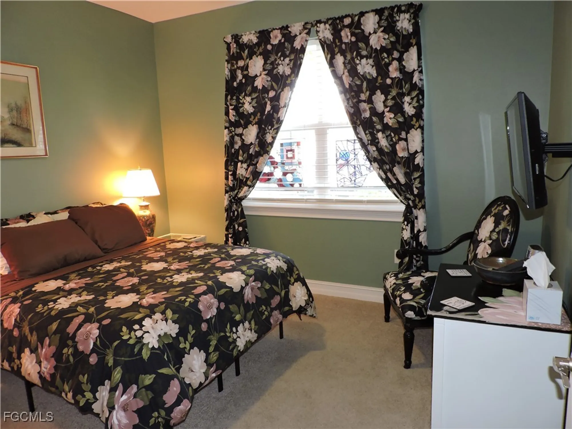 Property Slideshow image 15 of 32 | 15165 yellow wood dr, Alva, FL, 33920