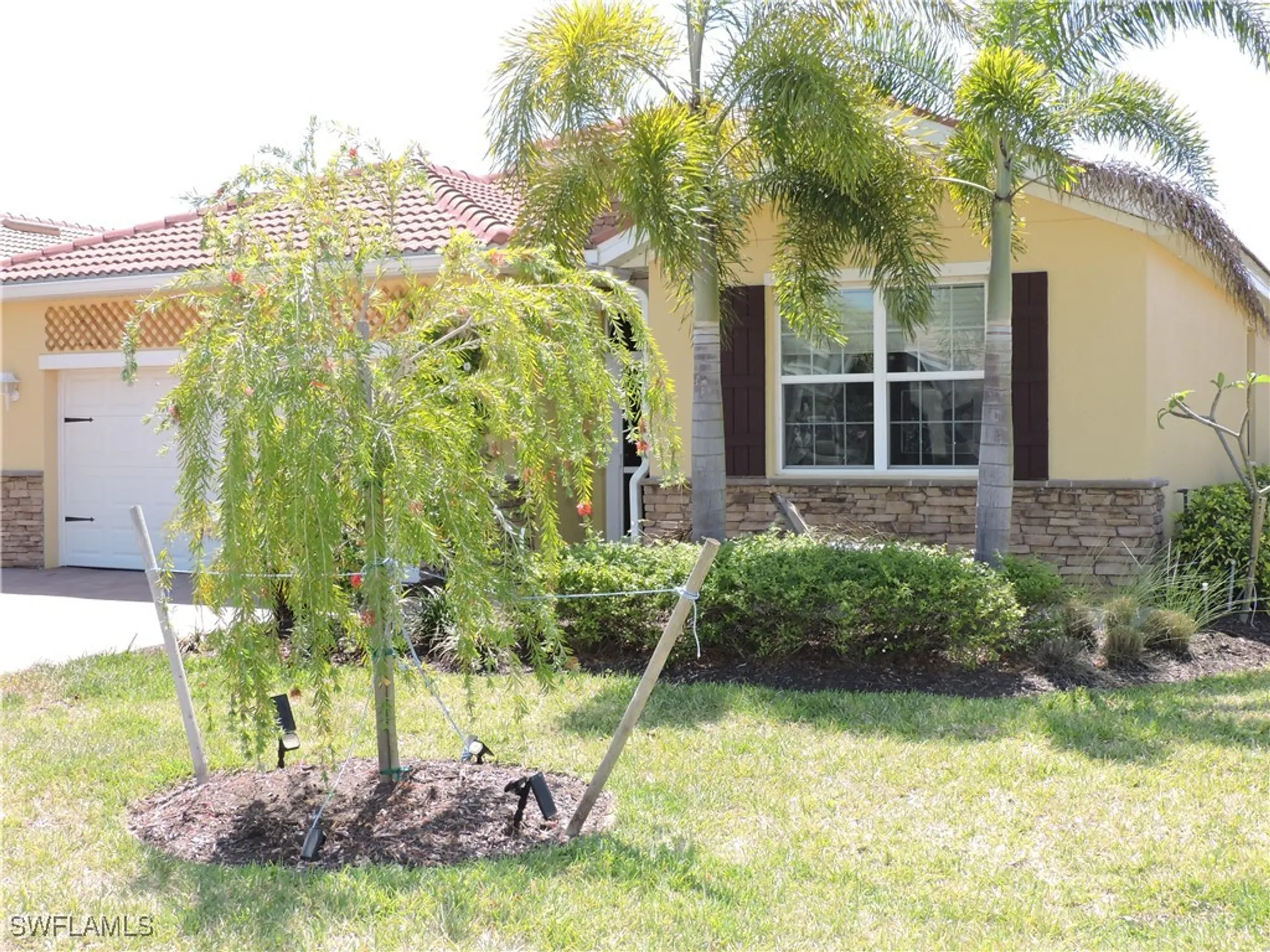Property Slideshow image 32 of 32 | 15165 yellow wood dr, Alva, FL, 33920