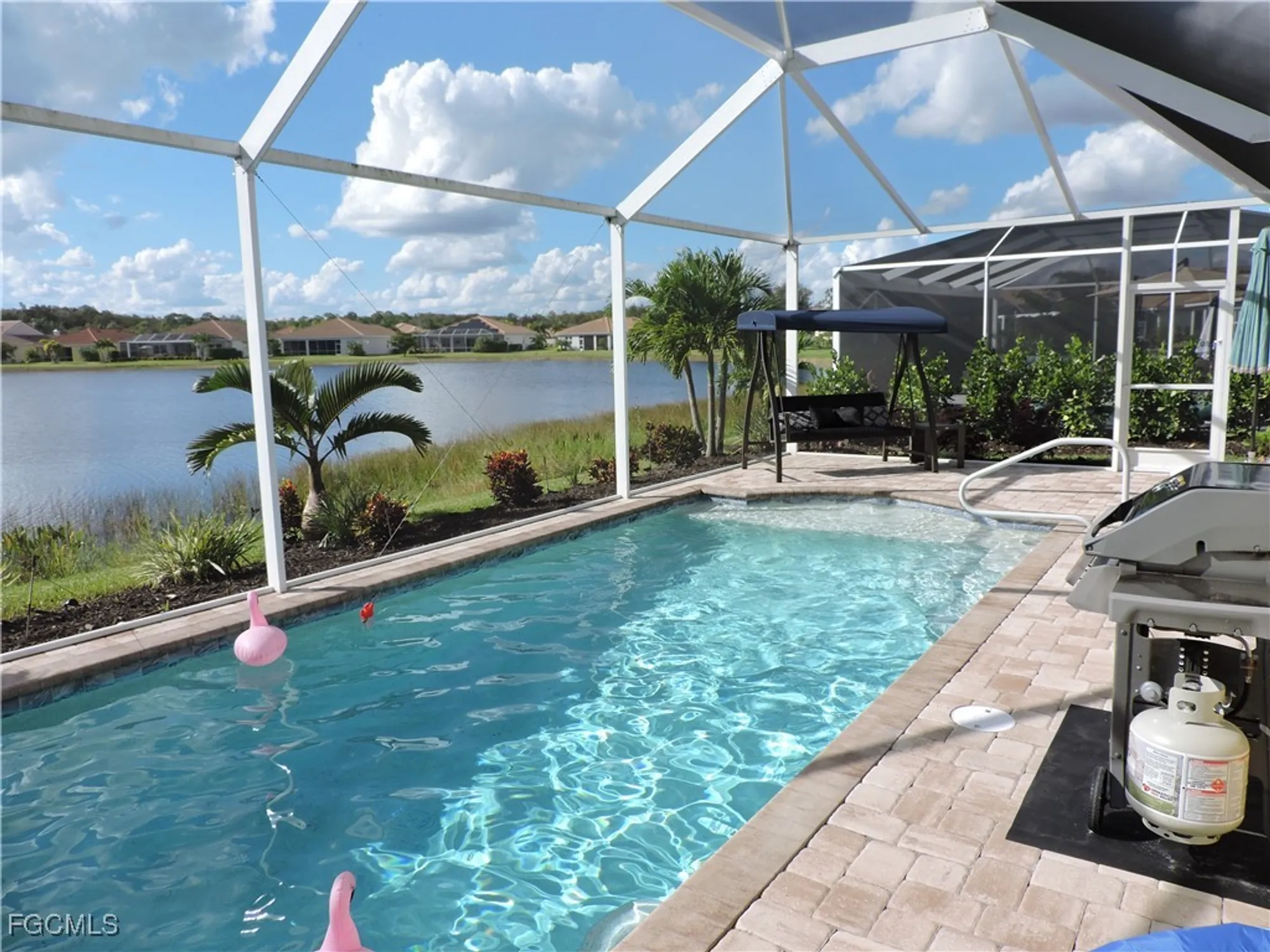 Property Slideshow image 4 of 32 | 15165 yellow wood dr, Alva, FL, 33920