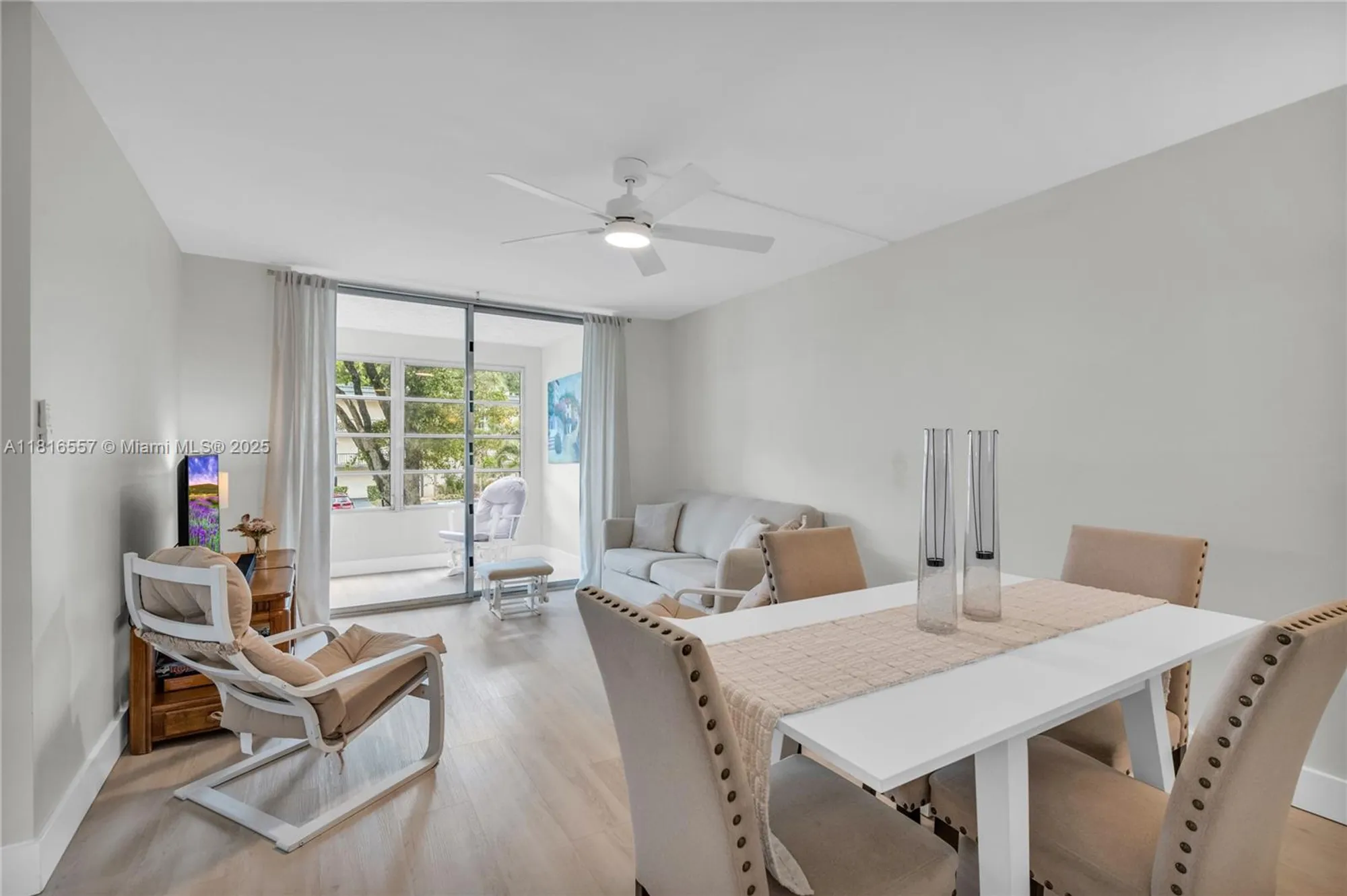 Property Slideshow image 17 of 49 | 9091 lime bay blvd 211, Tamarac, FL, 33321