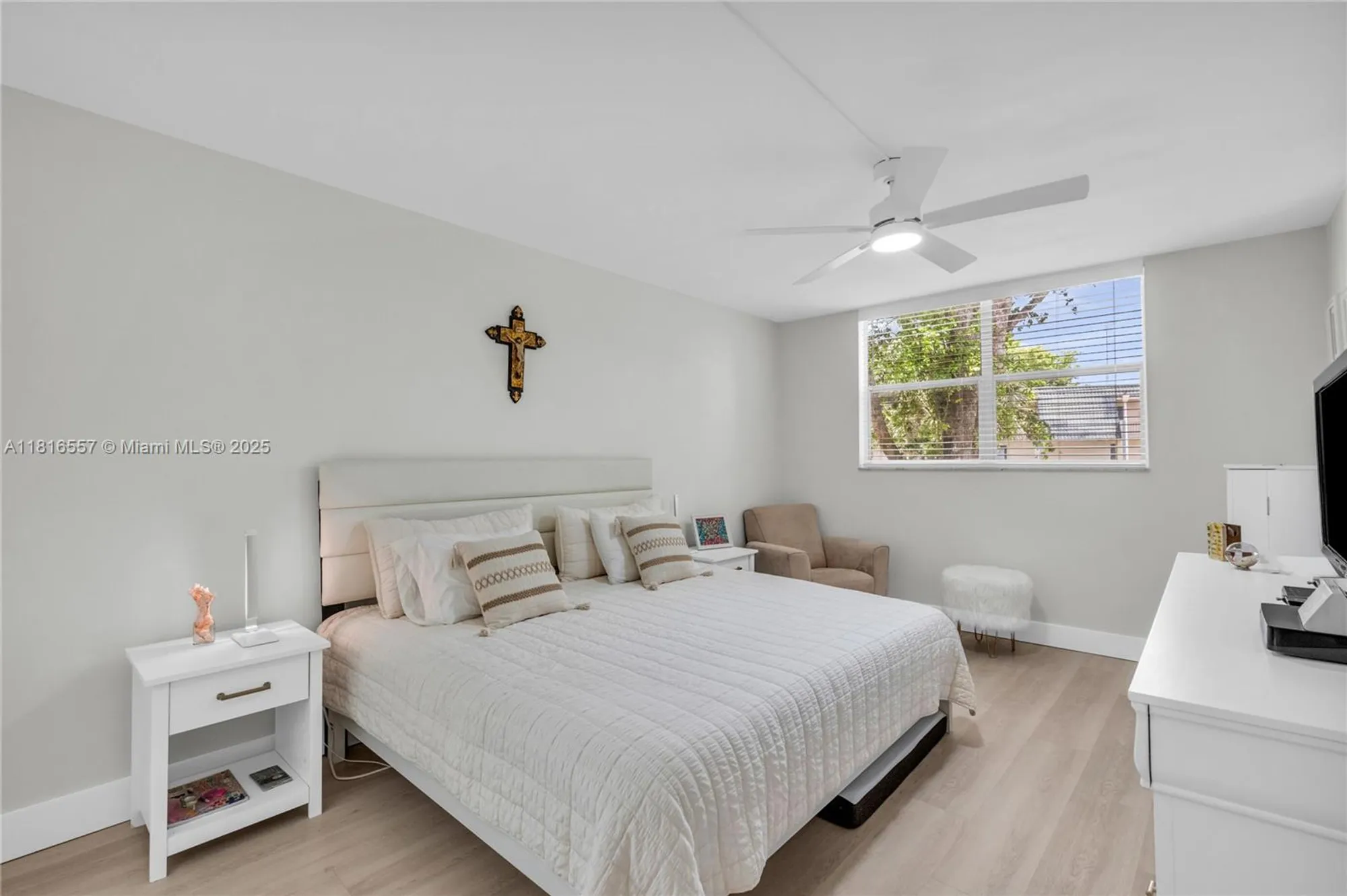 Property Slideshow image 22 of 49 | 9091 lime bay blvd 211, Tamarac, FL, 33321