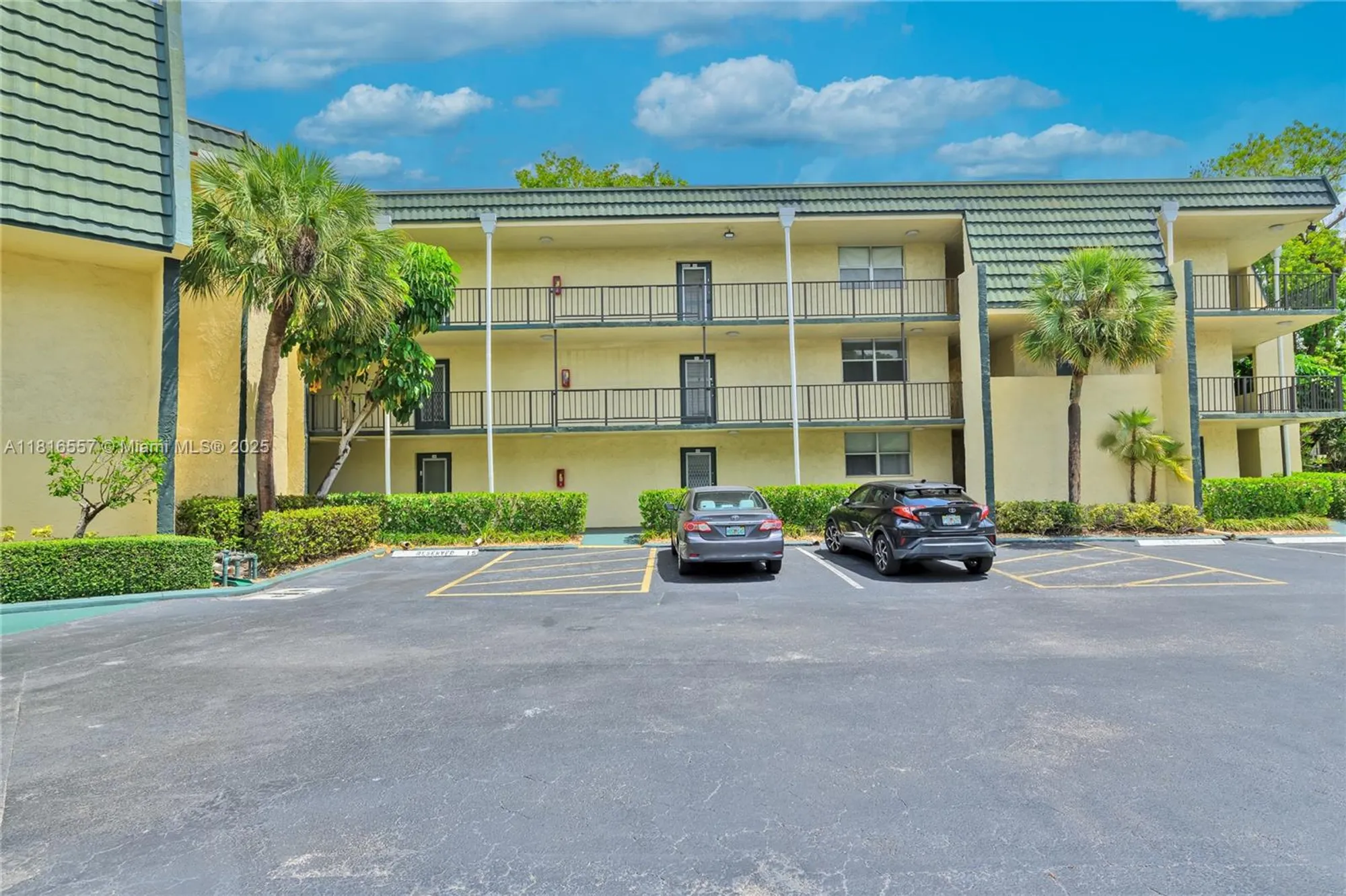 Property Slideshow image 4 of 49 | 9091 lime bay blvd 211, Tamarac, FL, 33321