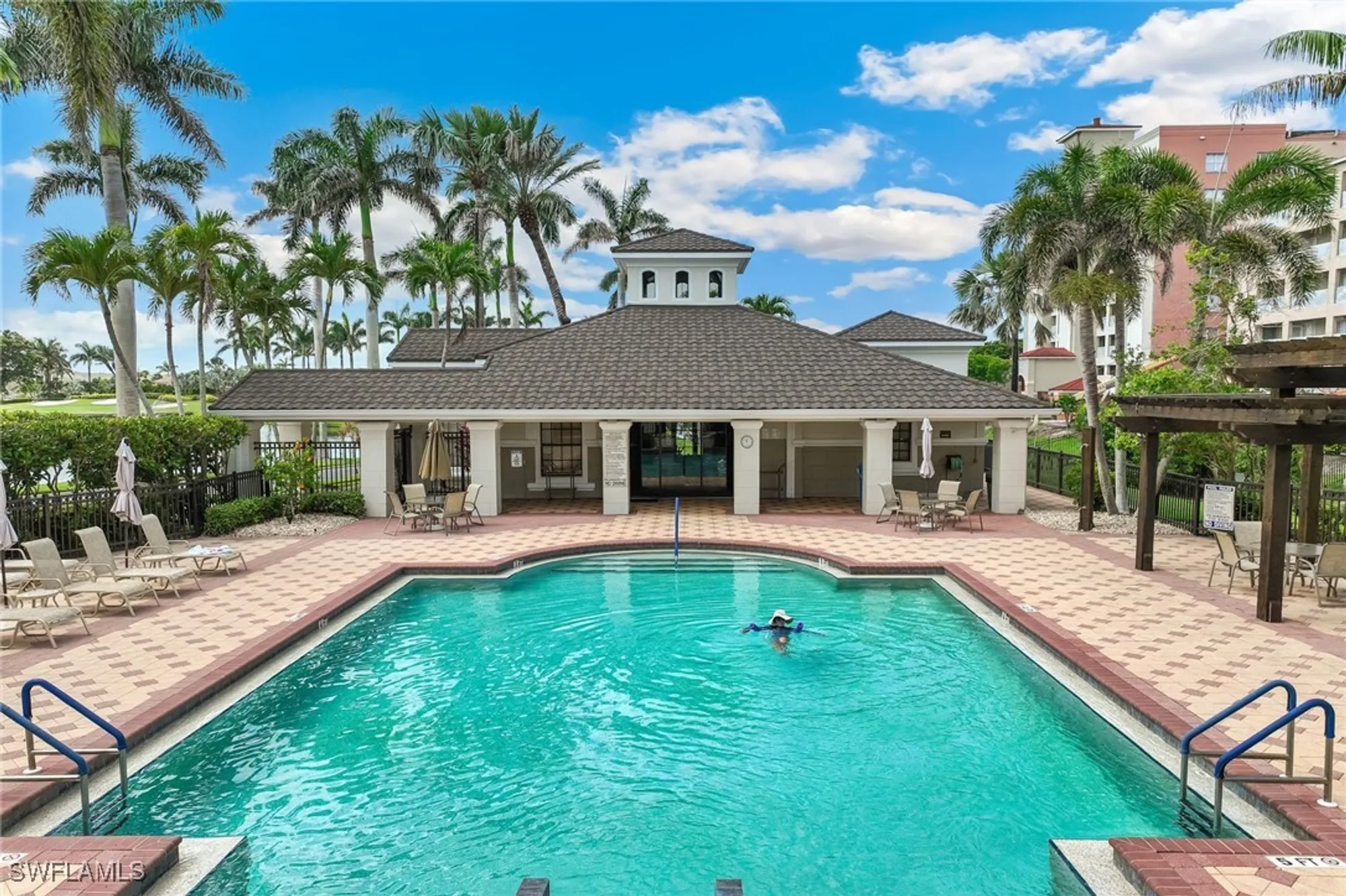 Property Slideshow image 34 of 50 | 11600 court of palms 301, Fort Myers, FL, 33908