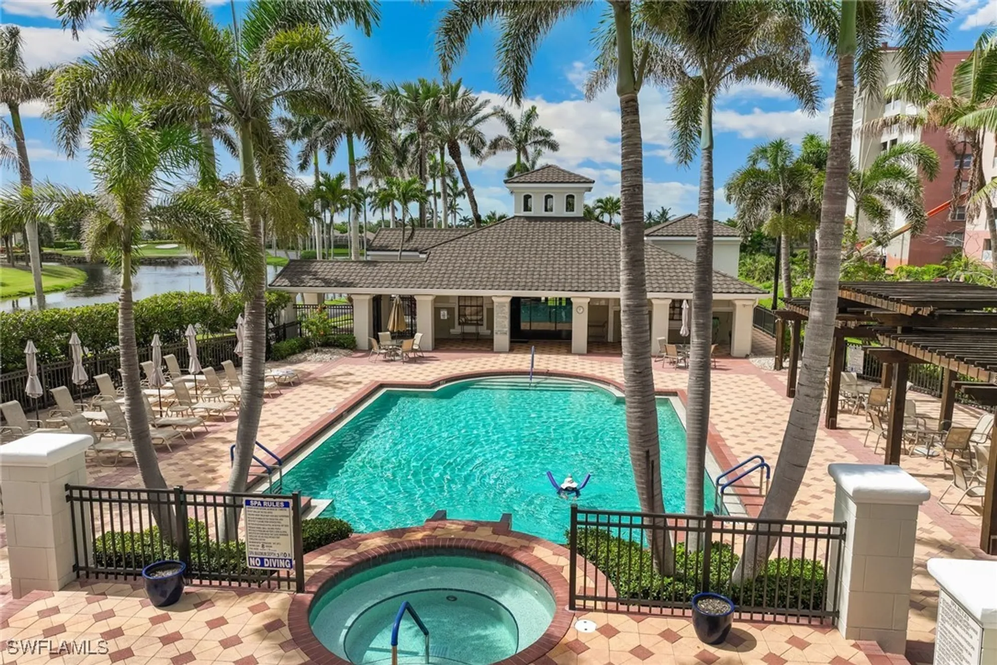 Property Slideshow image 33 of 50 | 11600 court of palms 301, Fort Myers, FL, 33908