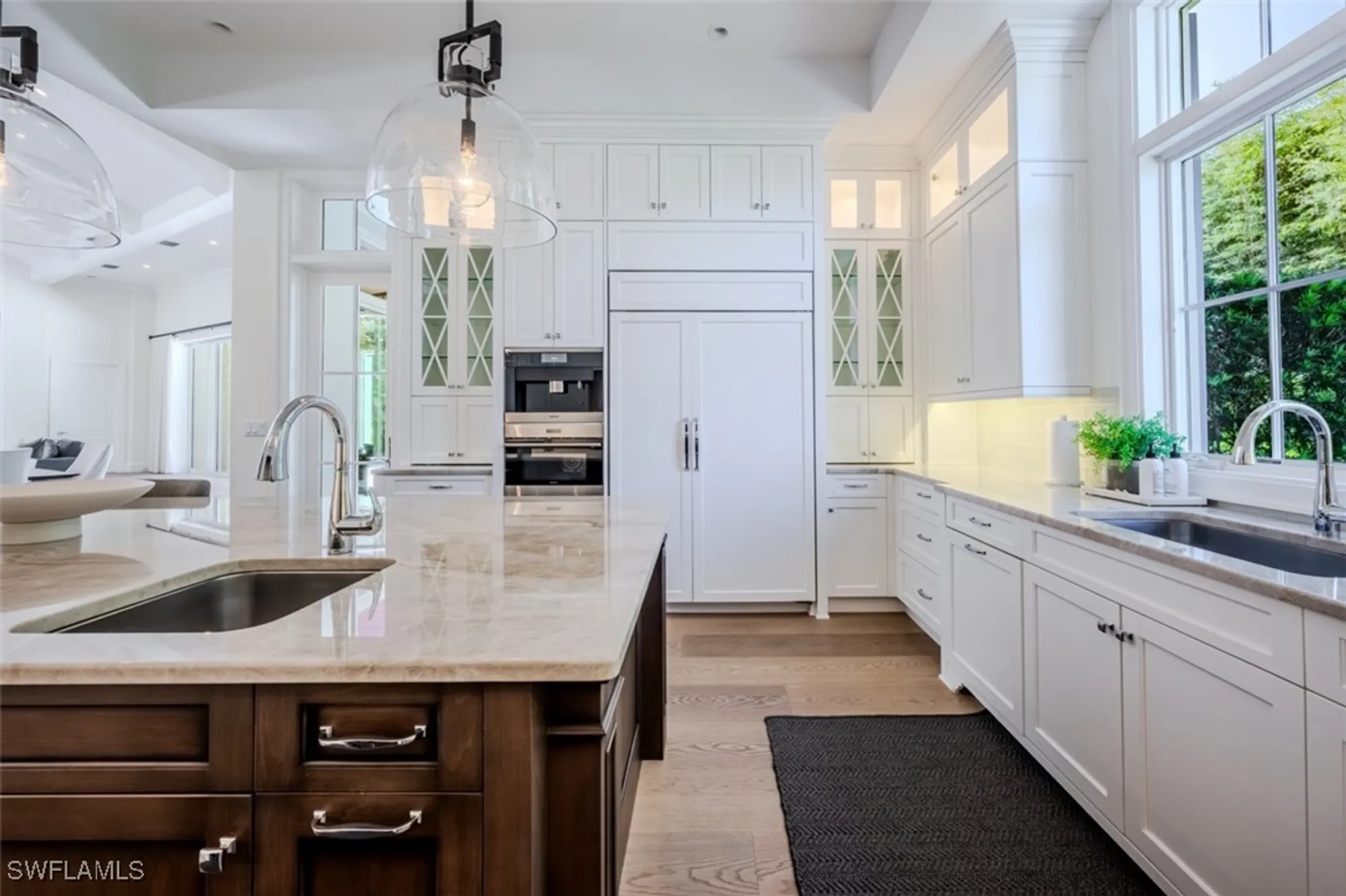 Property Slideshow image 15 of 44 | 702 bobwhite ln, Naples, FL, 34108