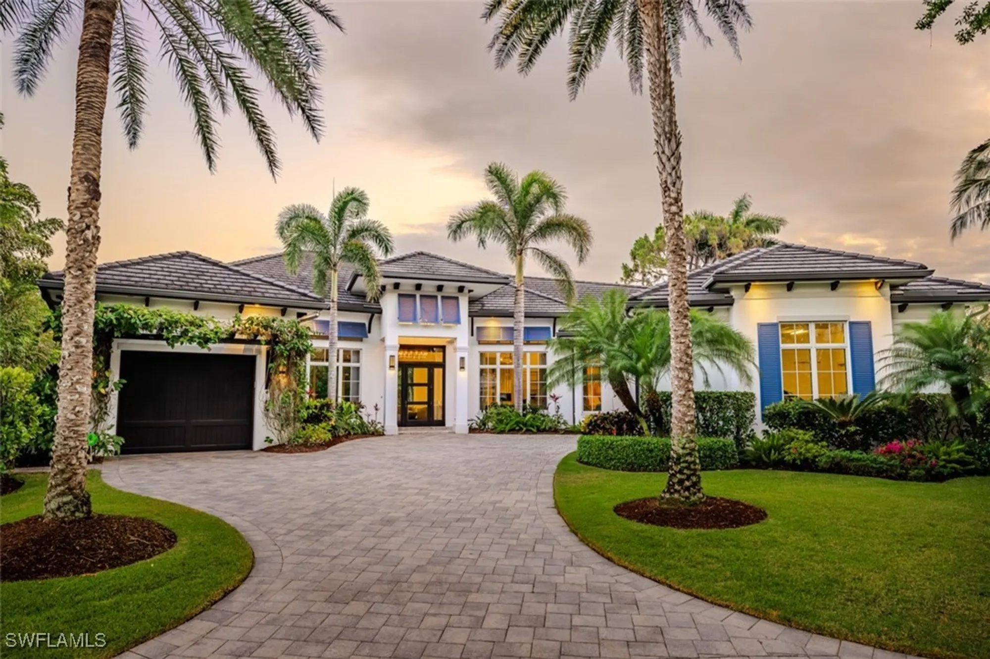 Property Slideshow image 1 of 44 | 702 bobwhite ln, Naples, FL, 34108
