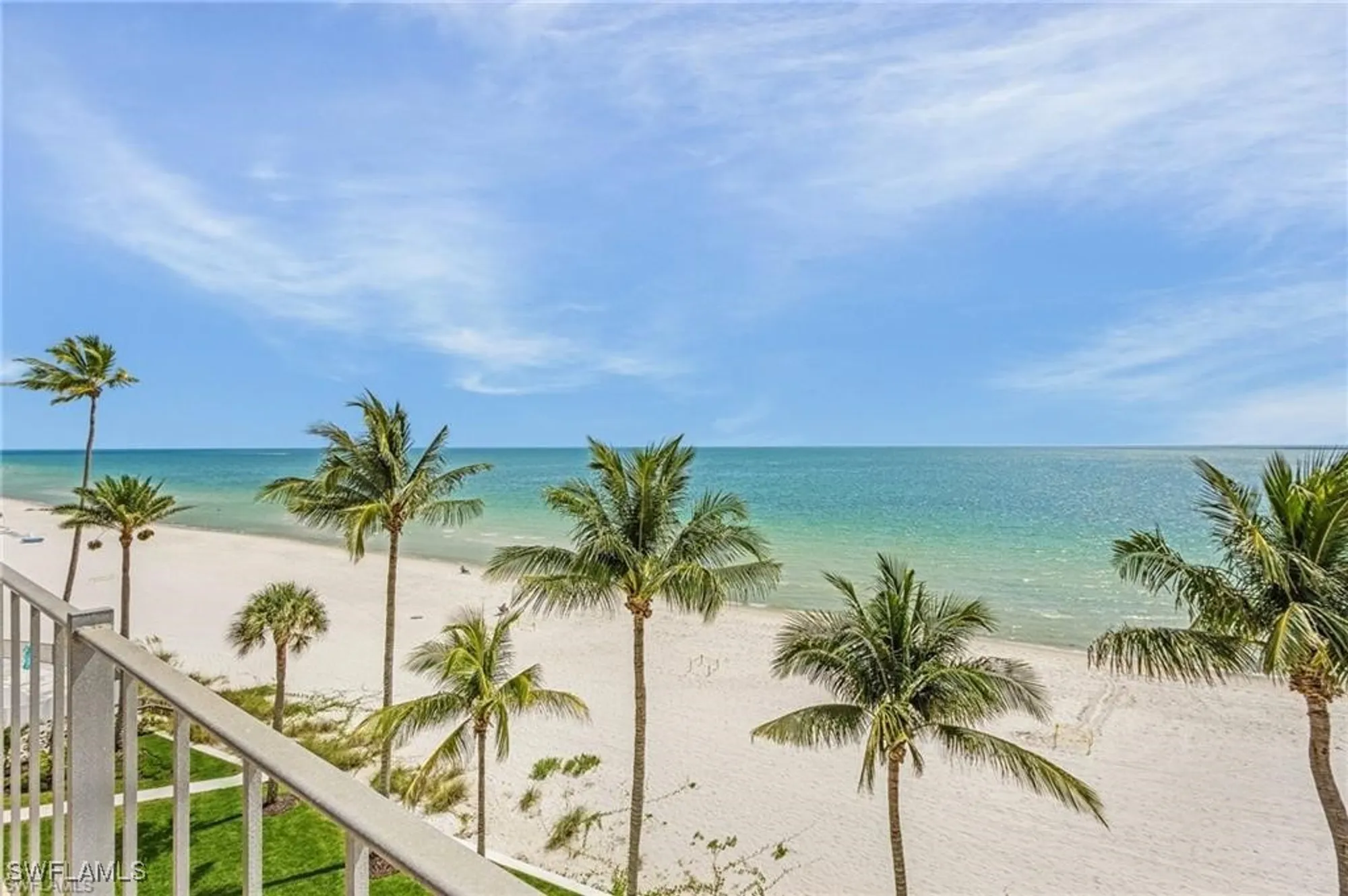 Property Slideshow image 2 of 25 | 2011 gulf shore blvd 54, Naples, FL, 34102