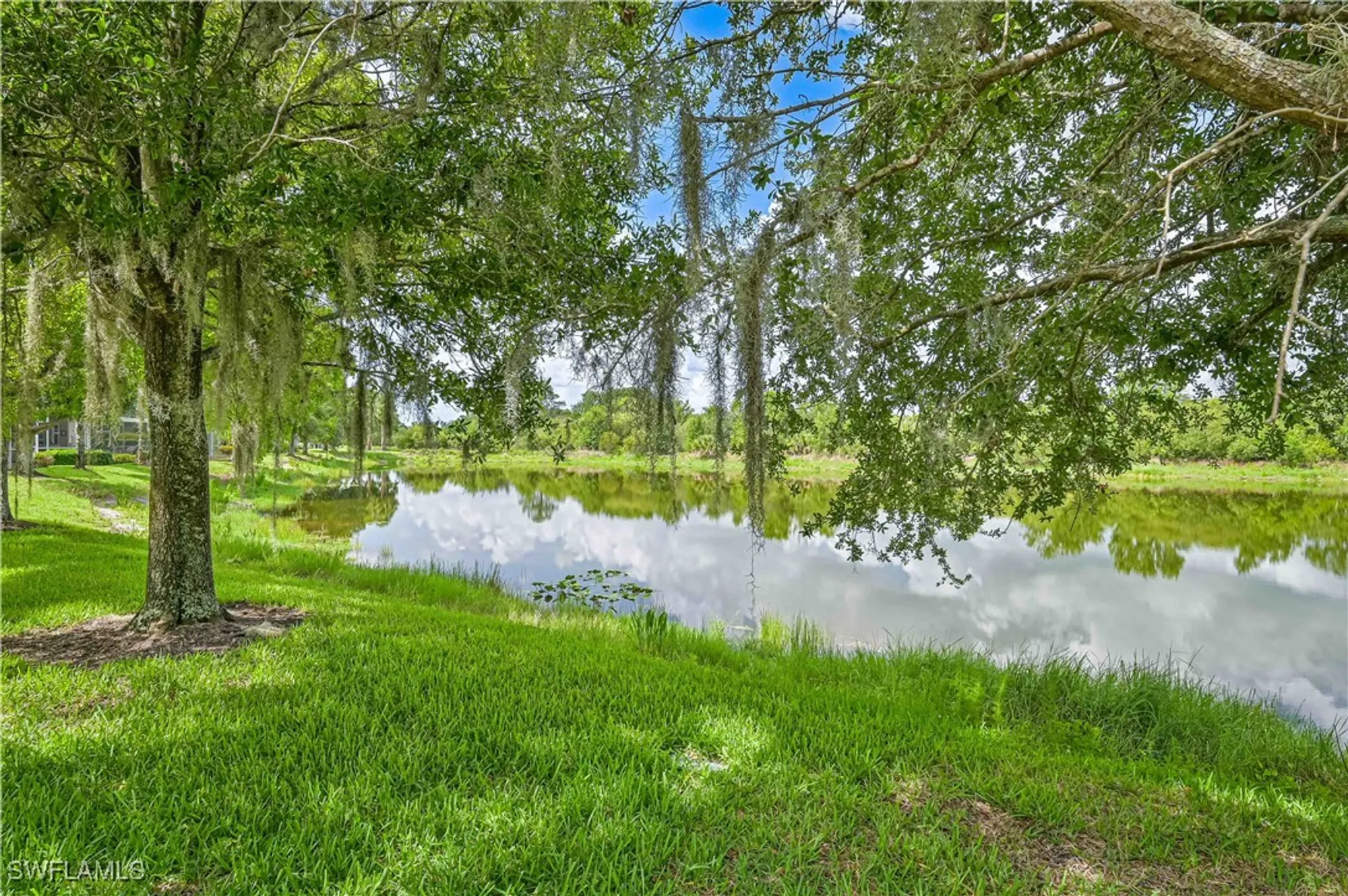 Property Slideshow image 12 of 44 | 2964 apple blossom dr, Alva, FL, 33920