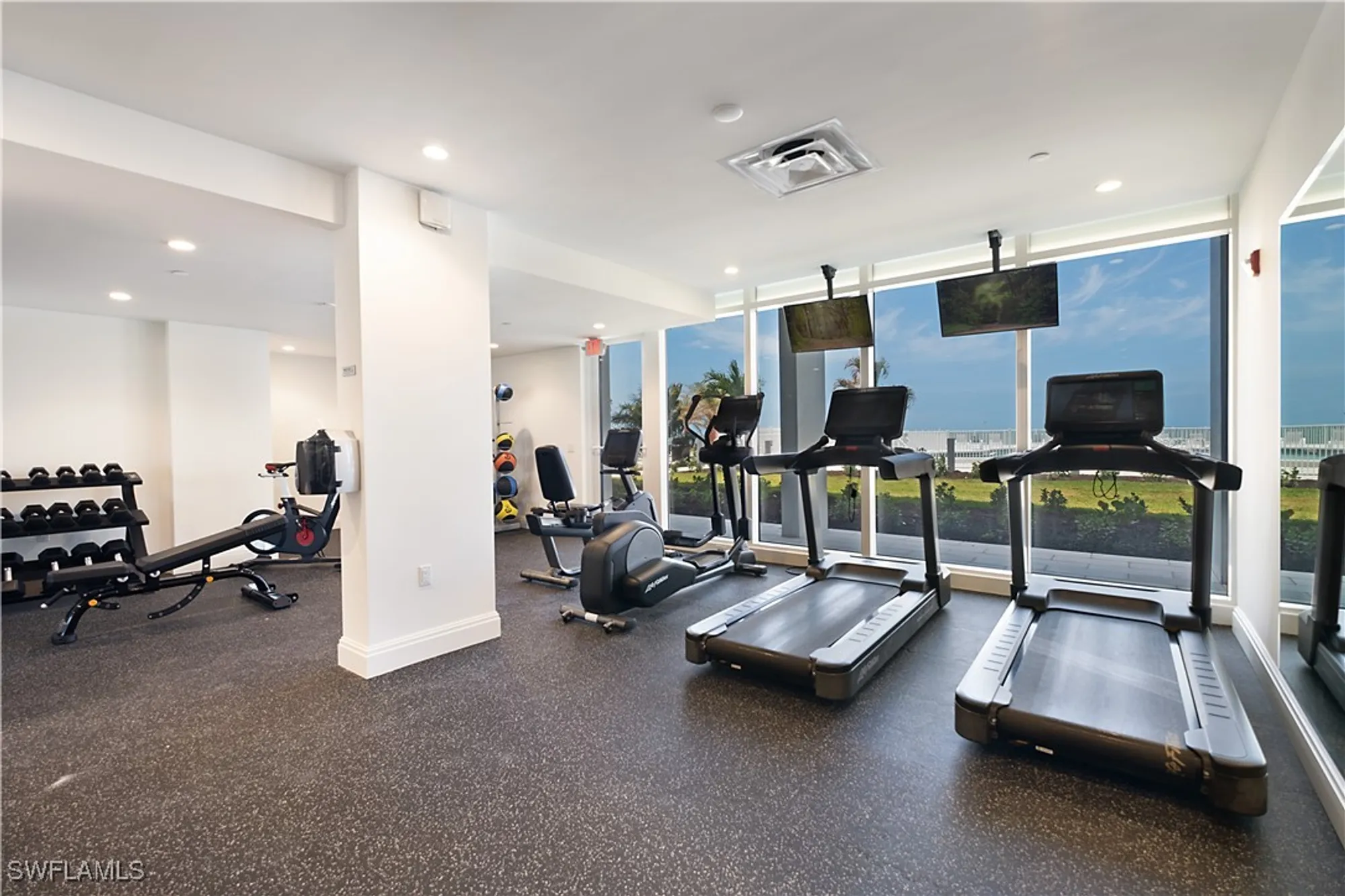 Property Slideshow image 24 of 35 | 3443 gulf shore blvd 704, Naples, FL, 34103