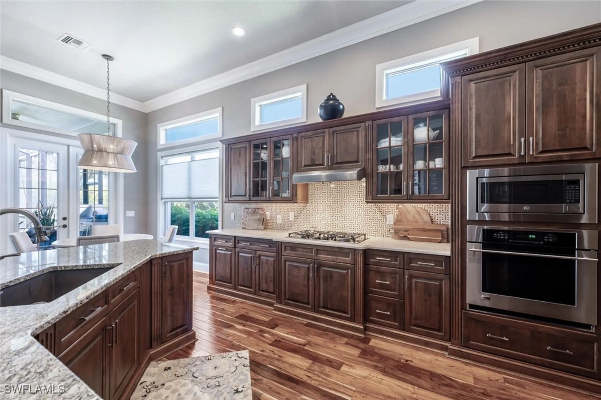 Property Slideshow image 14 of 50 | 3086 aviamar cir, Naples, FL, 34114