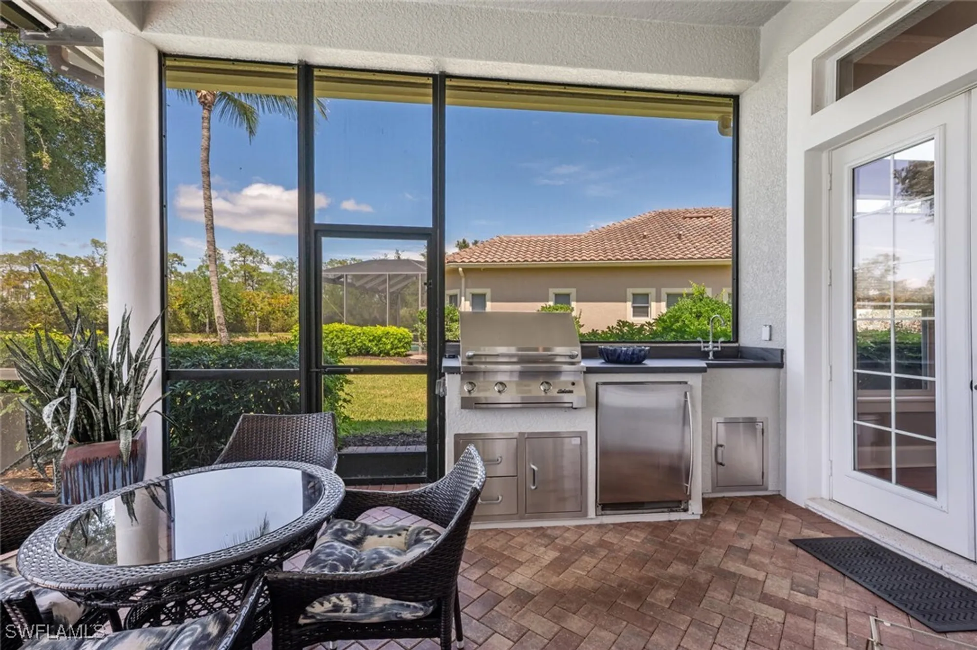 Property Slideshow image 36 of 50 | 3086 aviamar cir, Naples, FL, 34114