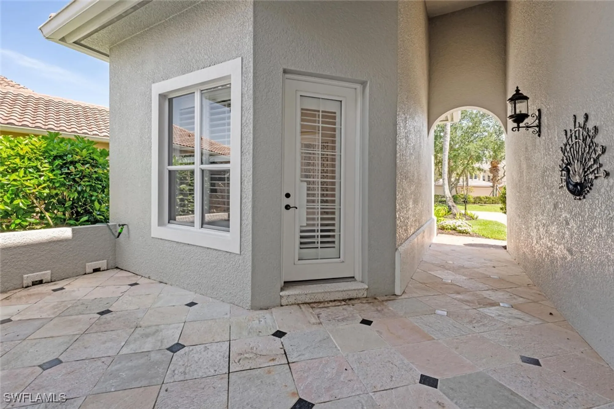 Property Slideshow image 32 of 50 | 3086 aviamar cir, Naples, FL, 34114