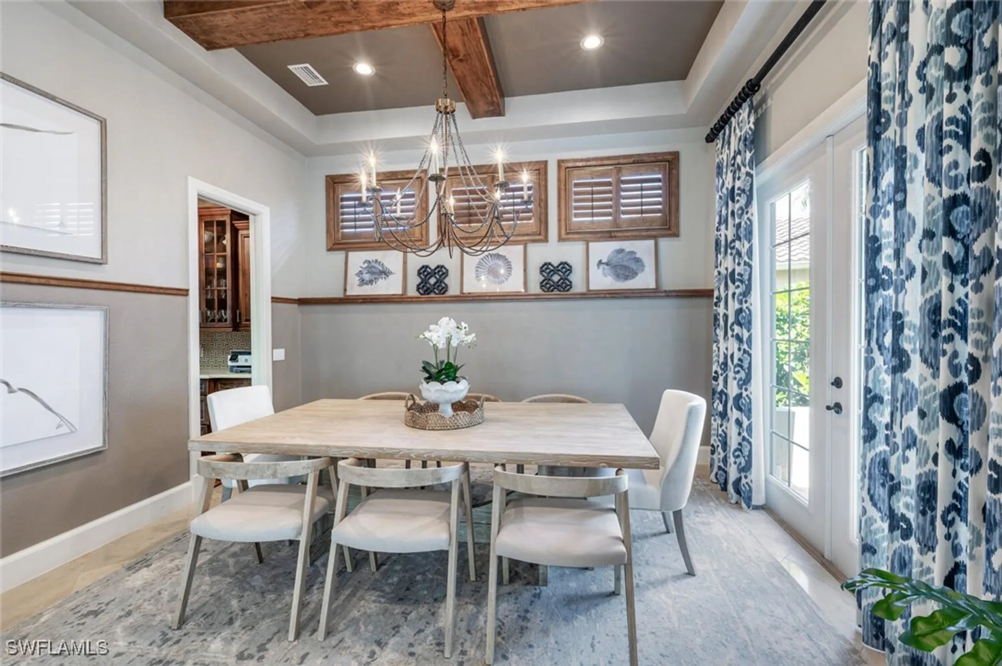 Property Slideshow image 7 of 50 | 3086 aviamar cir, Naples, FL, 34114