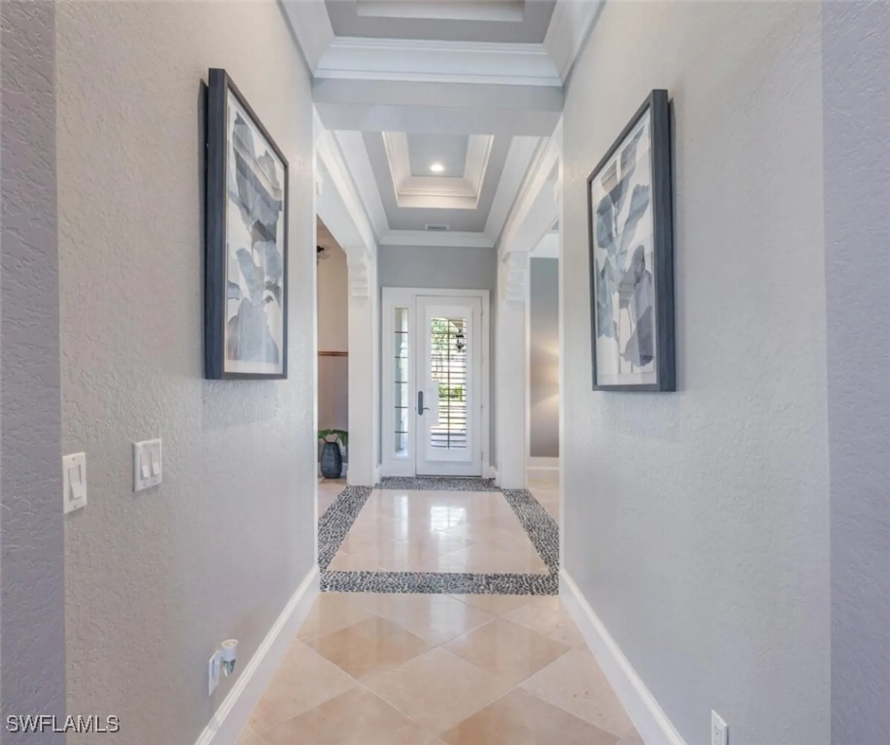 Property Slideshow image 9 of 50 | 3086 aviamar cir, Naples, FL, 34114