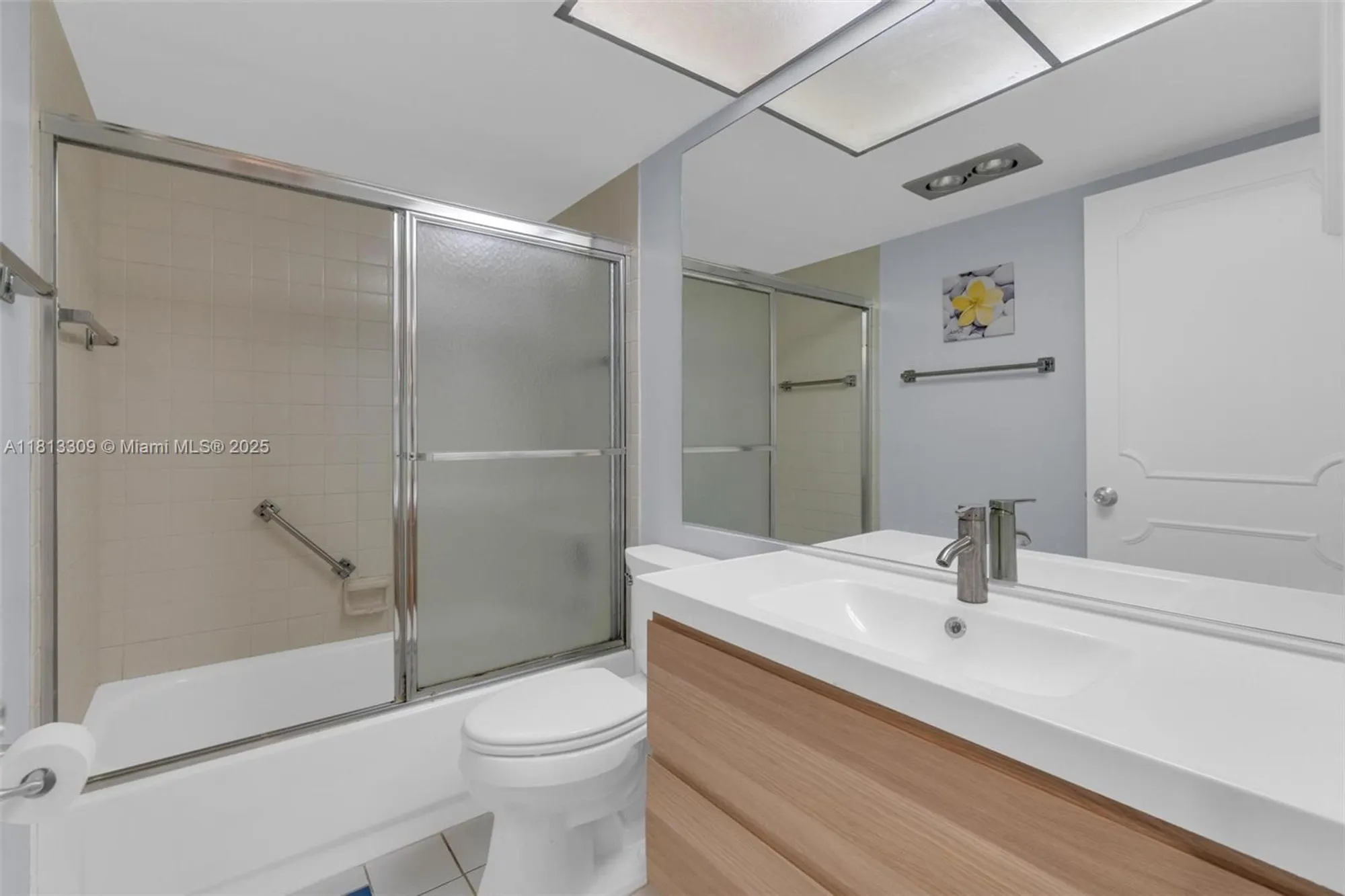 Property Slideshow image 17 of 26 | 2704 nassau bnd j2, Coconut Creek, FL, 33066