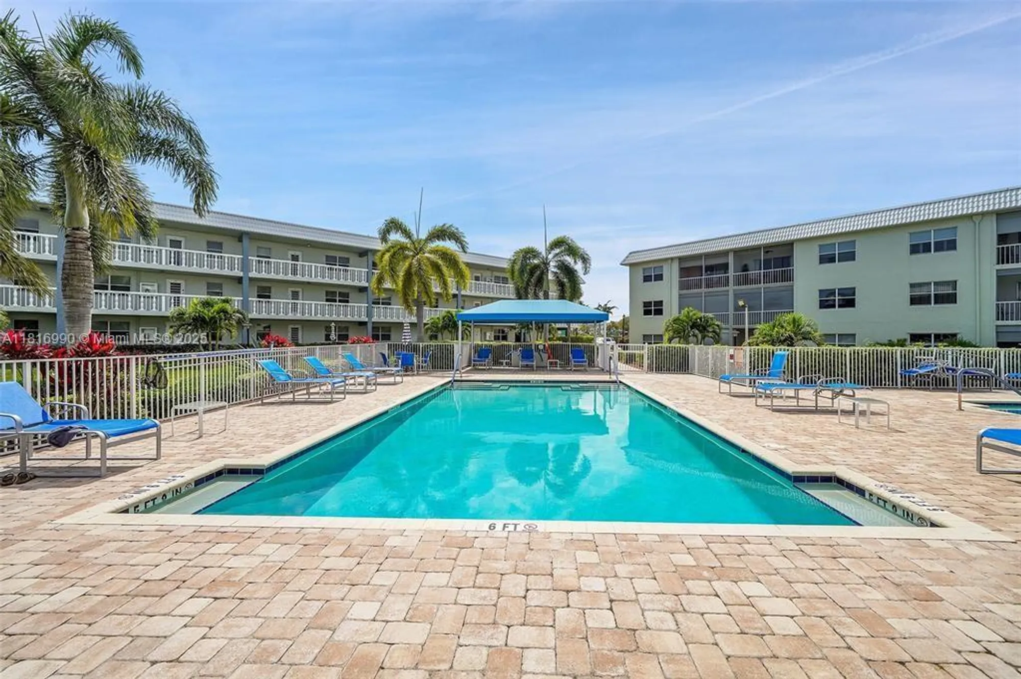 Property Slideshow image 18 of 22 | 9880 marina blvd apt 1519, Boca Raton, FL, 33428