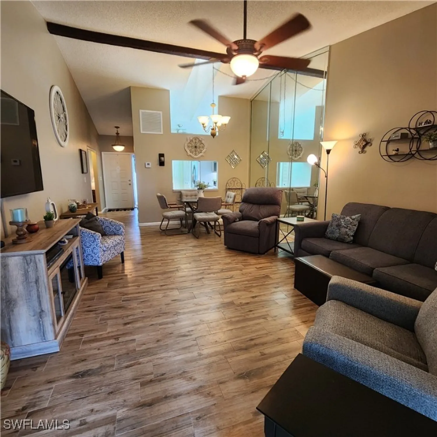 Property Slideshow image 15 of 31 | 9571 green cypress ln apt 8, Fort Myers, FL, 33905