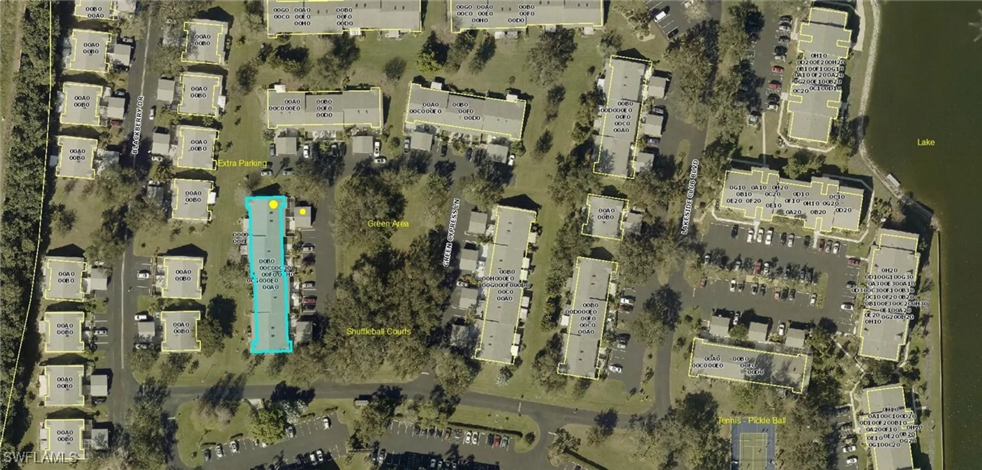 Property Slideshow image 18 of 31 | 9571 green cypress ln apt 8, Fort Myers, FL, 33905