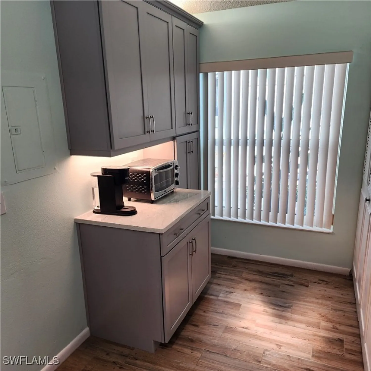 Property Slideshow image 8 of 31 | 9571 green cypress ln apt 8, Fort Myers, FL, 33905