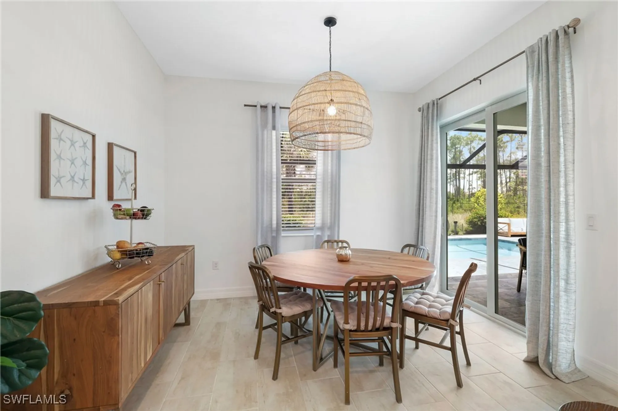 Property Slideshow image 14 of 49 | 13761 blue bay cir, Fort Myers, FL, 33913